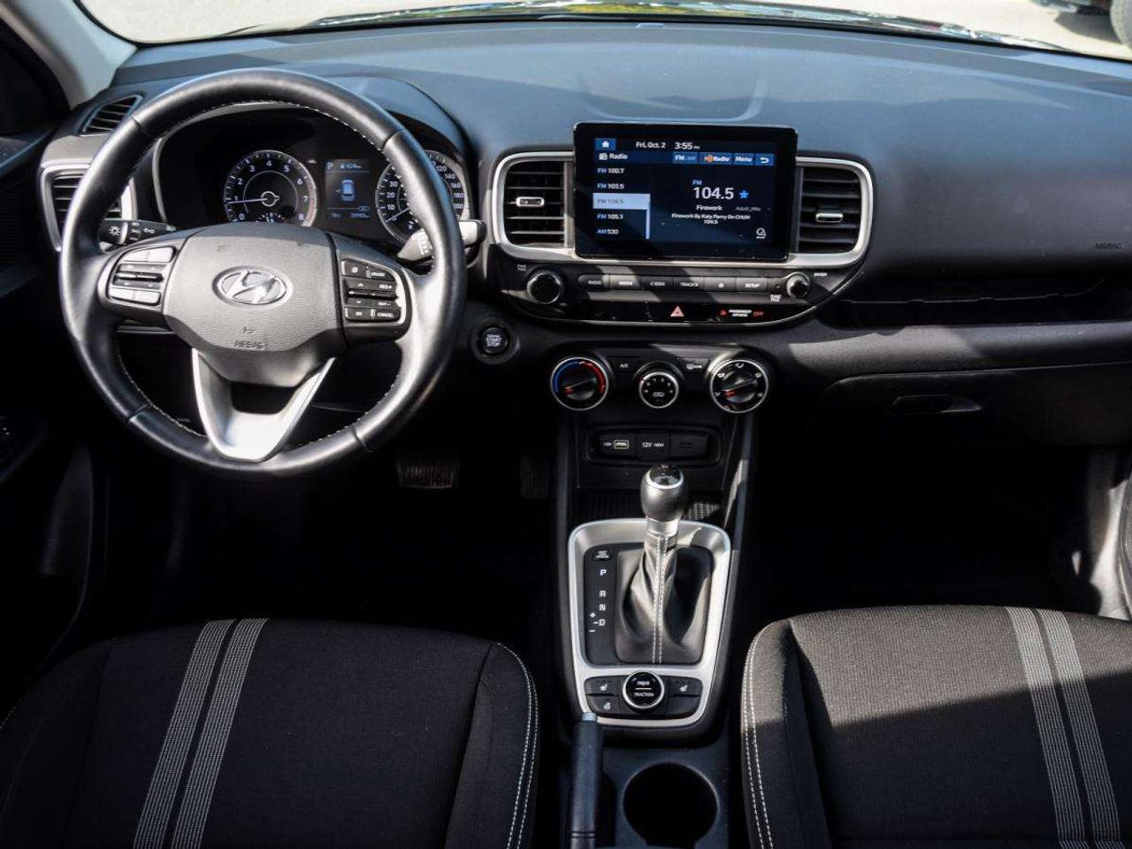 2022 Hyundai Venue PREFERRED   1owner, No Accidents, LOWEST KMS Photo