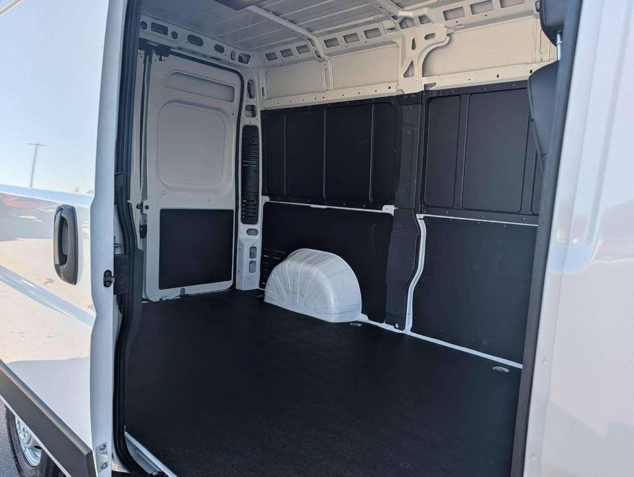 2025 RAM ProMaster 2500 High Roof Photo