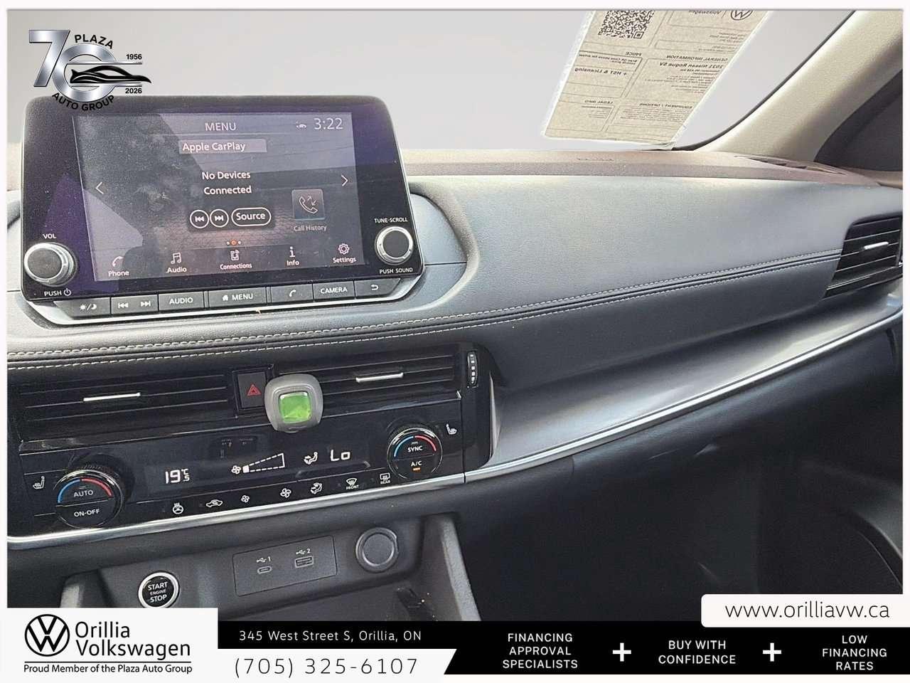 2021 Nissan Rogue SV Panoramic Roof   360 Camera   ProPILOT Assist / Photo