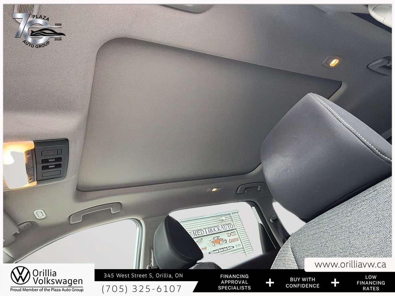 2021 Nissan Rogue SV Panoramic Roof   360 Camera   ProPILOT Assist / Photo