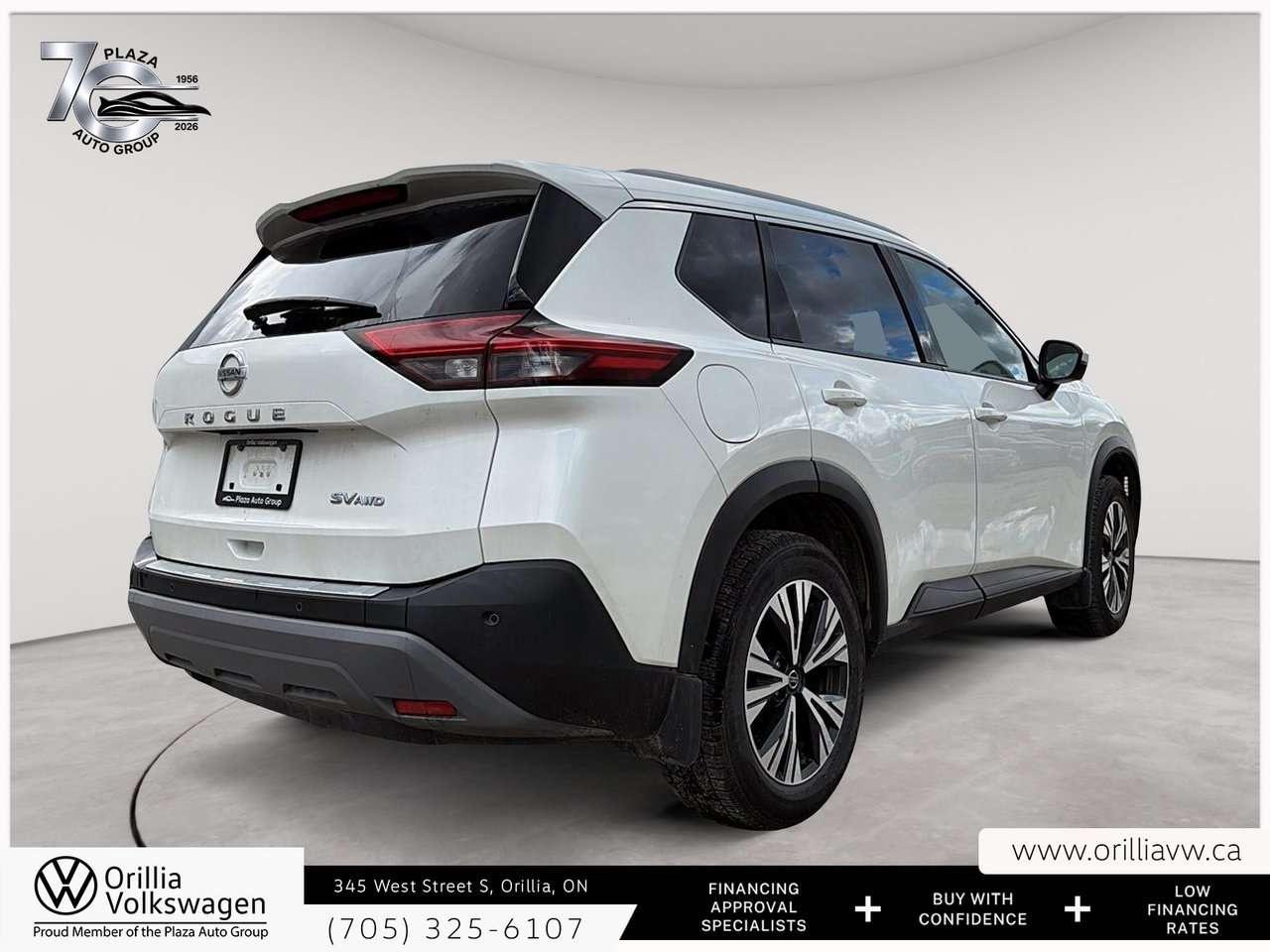 2021 Nissan Rogue SV Panoramic Roof   360 Camera   ProPILOT Assist / Photo