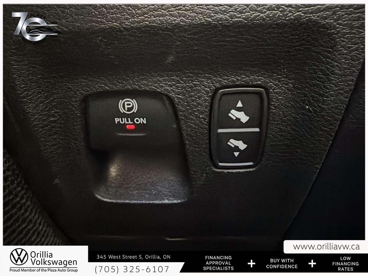 2022 RAM 1500 Big Horn 5.7L HEMI V8   Heated Seats   Safety Group / Photo