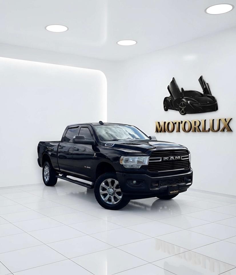 2019 RAM 2500 Big Horn 4x4 Crew Cab 6'4 Box Photo