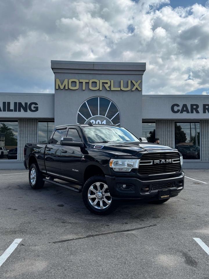 2019 RAM 2500 Big Horn 4x4 Crew Cab 6'4 Box Photo5
