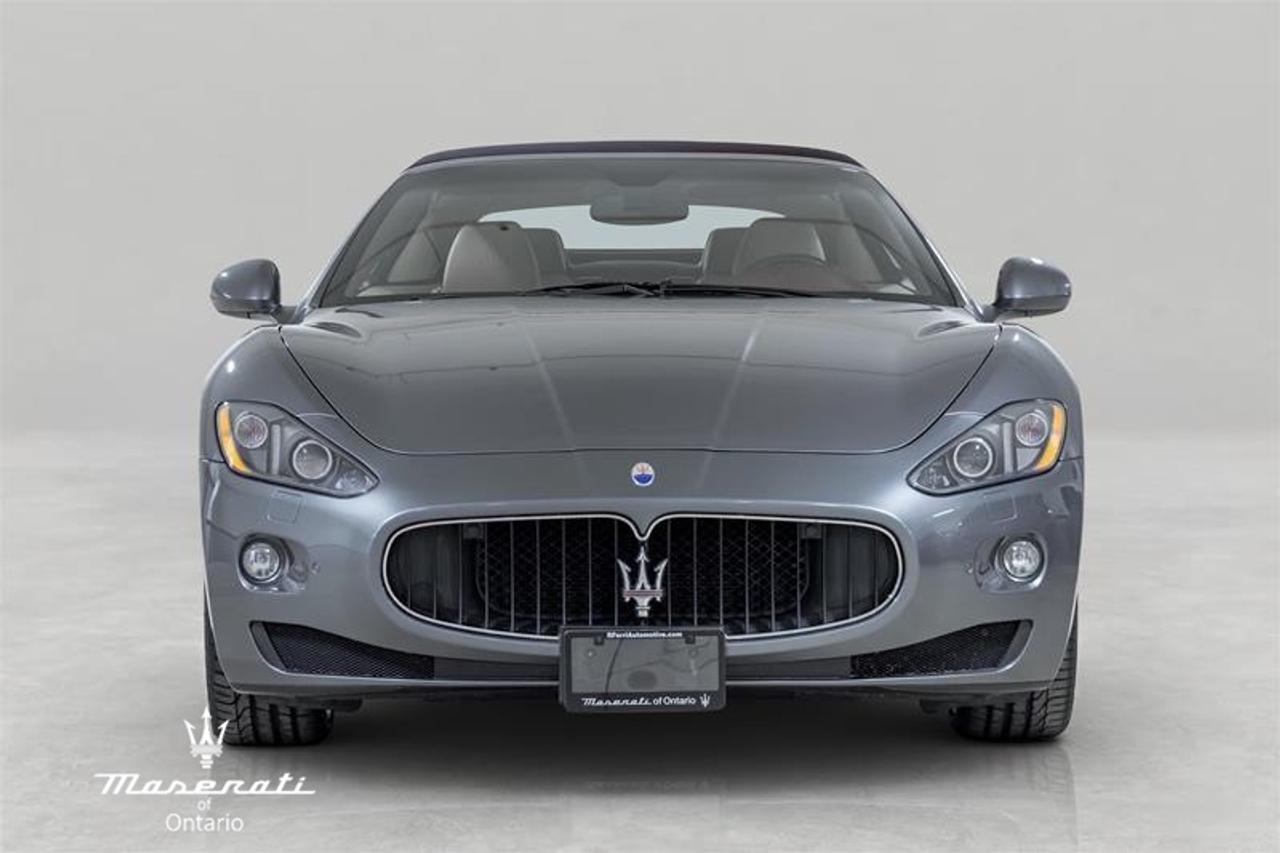 2012 Maserati GranTurismo Base 2dr Convertible Photo2
