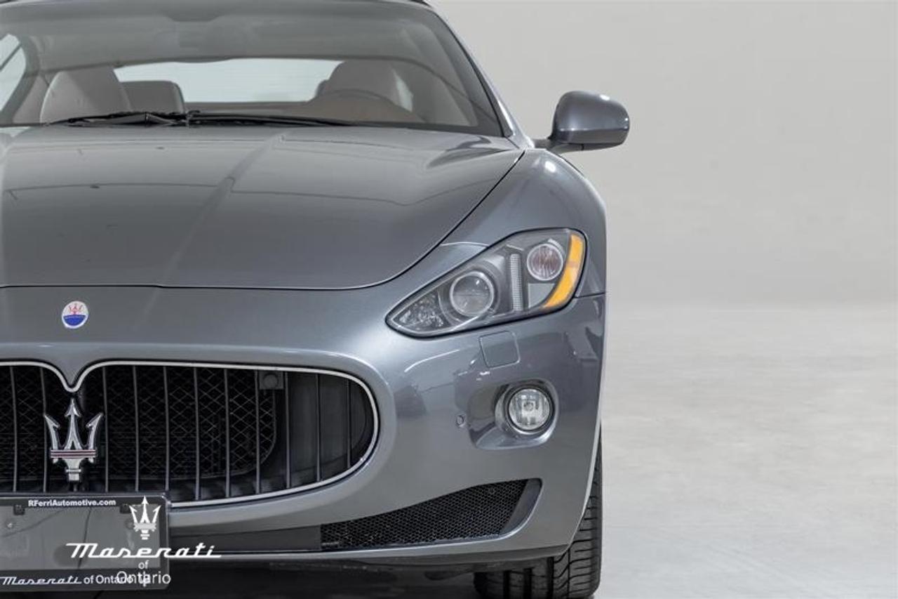 2012 Maserati GranTurismo Base 2dr Convertible Photo