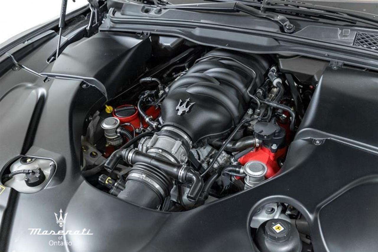 2012 Maserati GranTurismo Base 2dr Convertible Photo