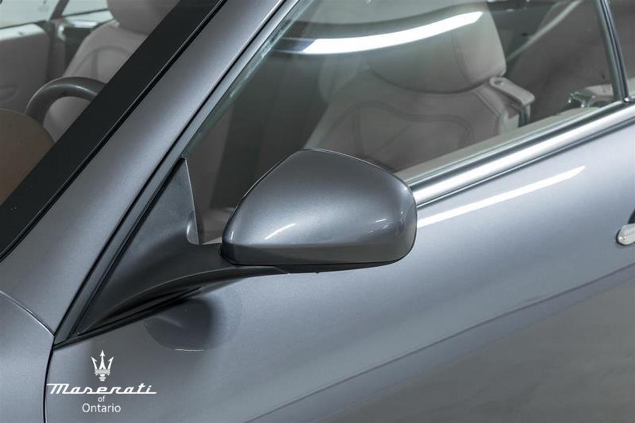 2012 Maserati GranTurismo Base 2dr Convertible Photo