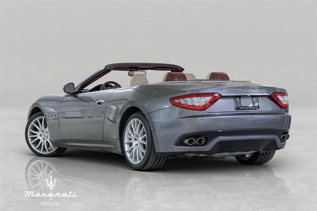 2012 Maserati GranTurismo Base 2dr Convertible Photo
