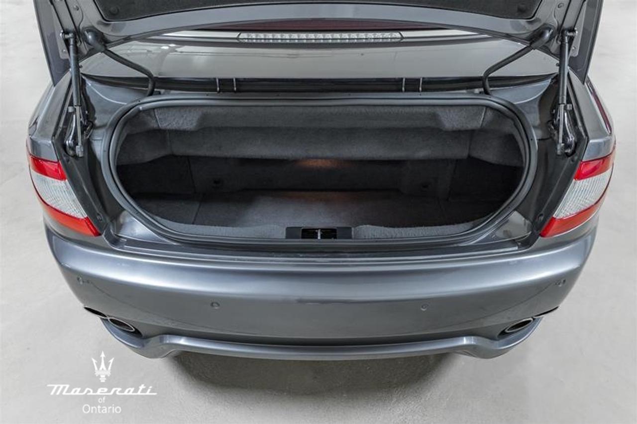 2012 Maserati GranTurismo Base 2dr Convertible Photo