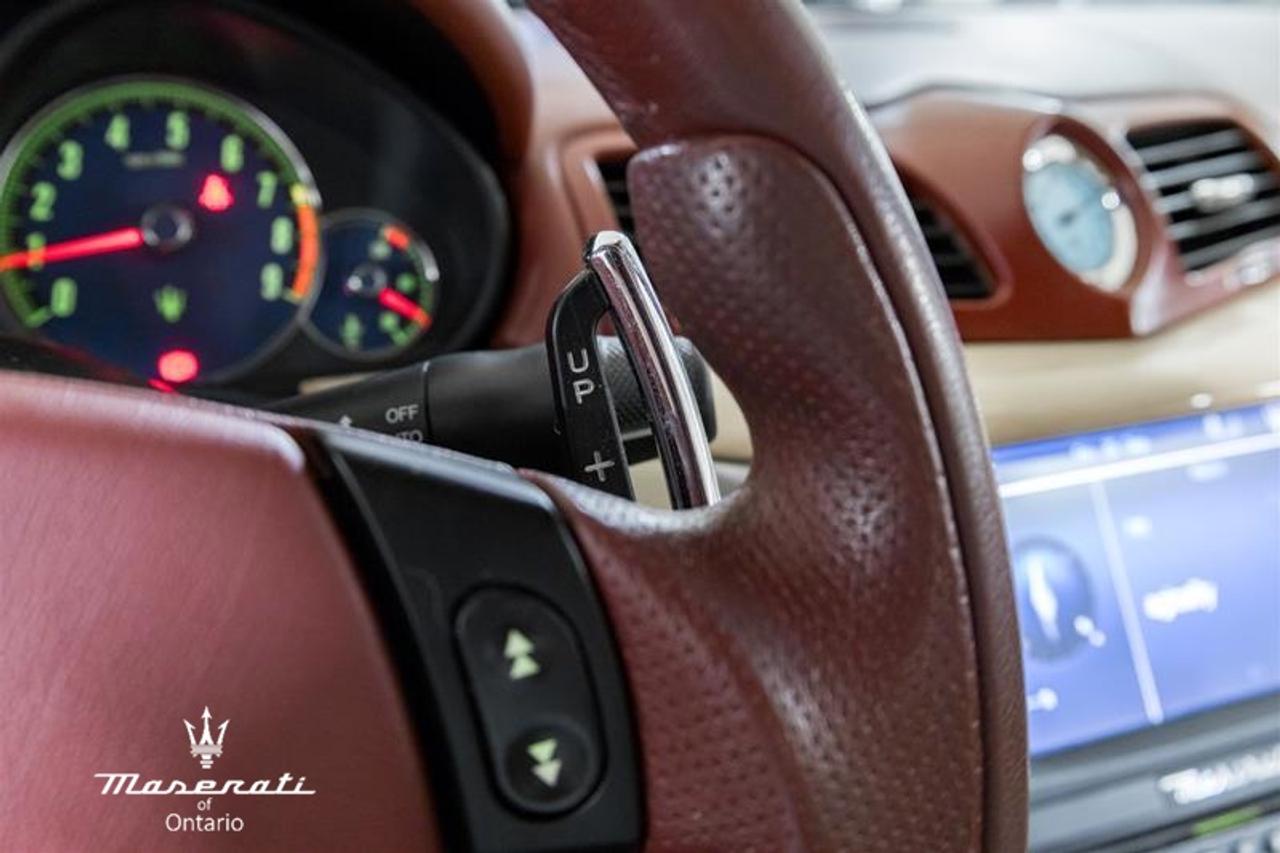 2012 Maserati GranTurismo Base 2dr Convertible Photo