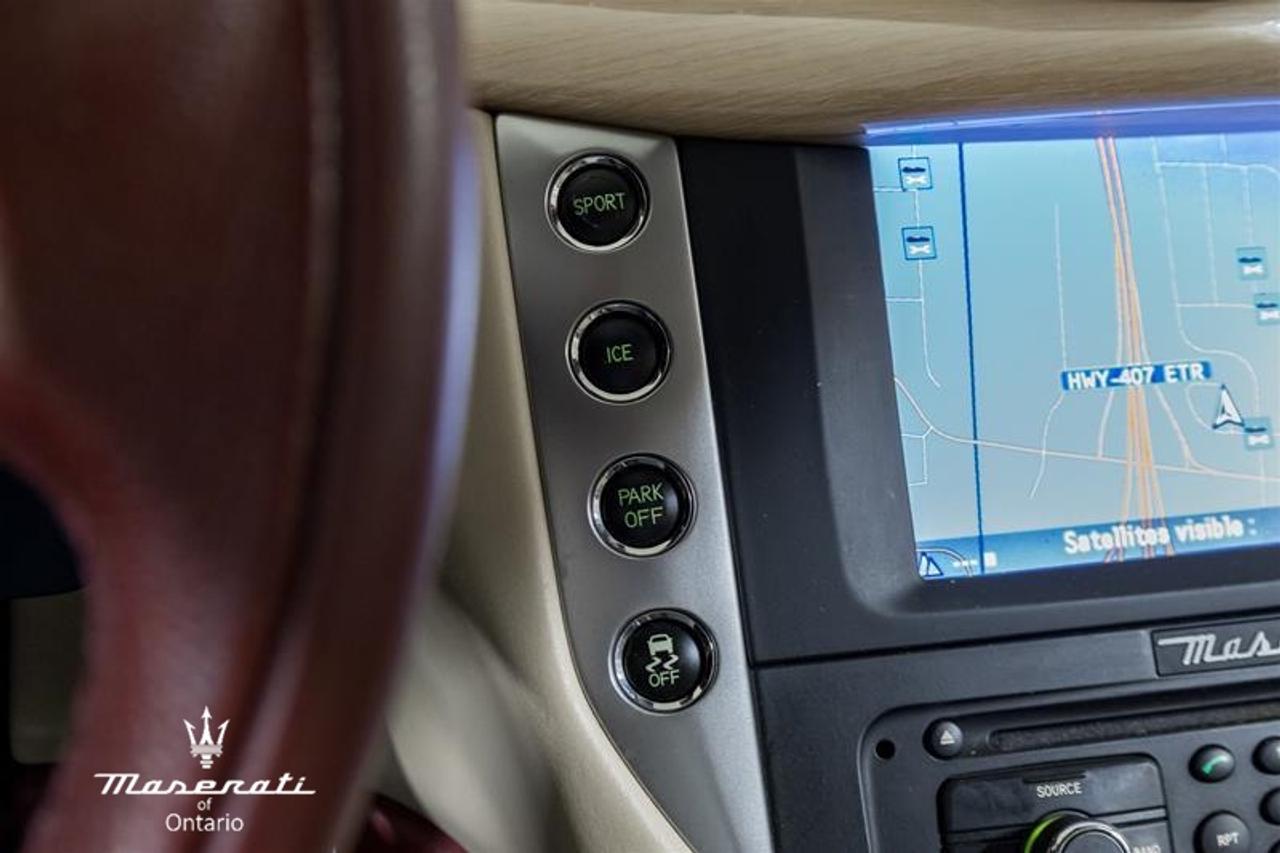 2012 Maserati GranTurismo Base 2dr Convertible Photo
