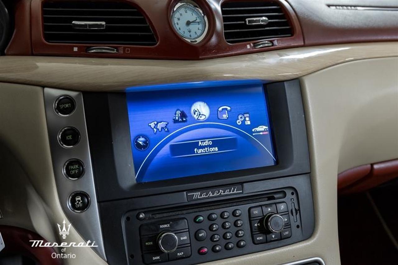 2012 Maserati GranTurismo Base 2dr Convertible Photo
