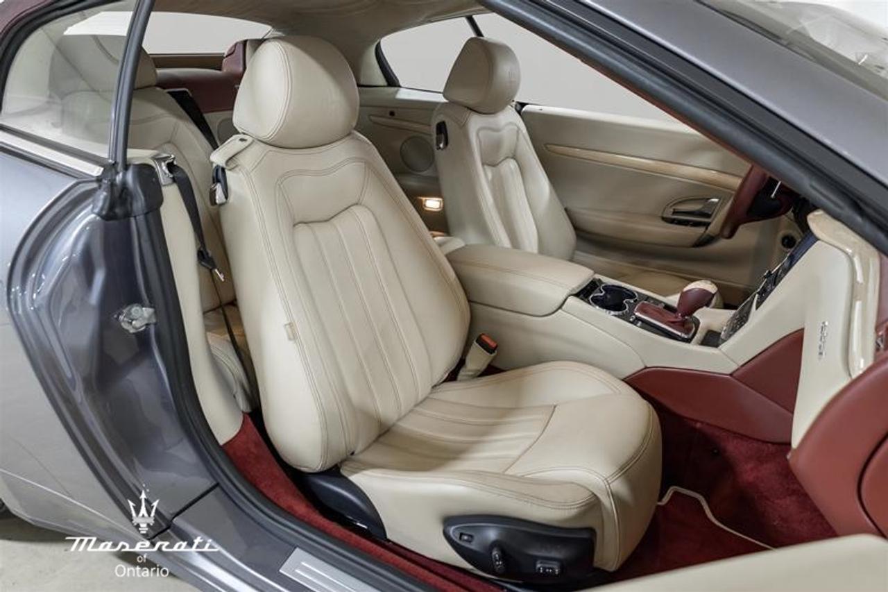2012 Maserati GranTurismo Base 2dr Convertible Photo