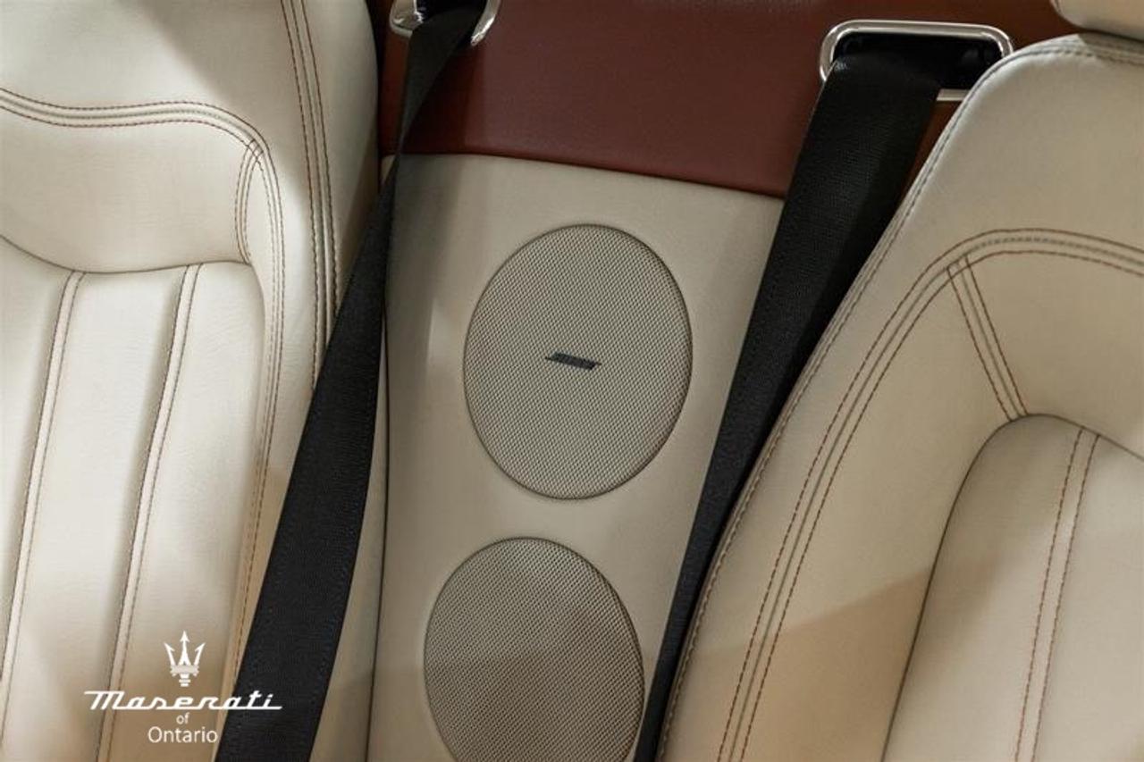 2012 Maserati GranTurismo Base 2dr Convertible Photo