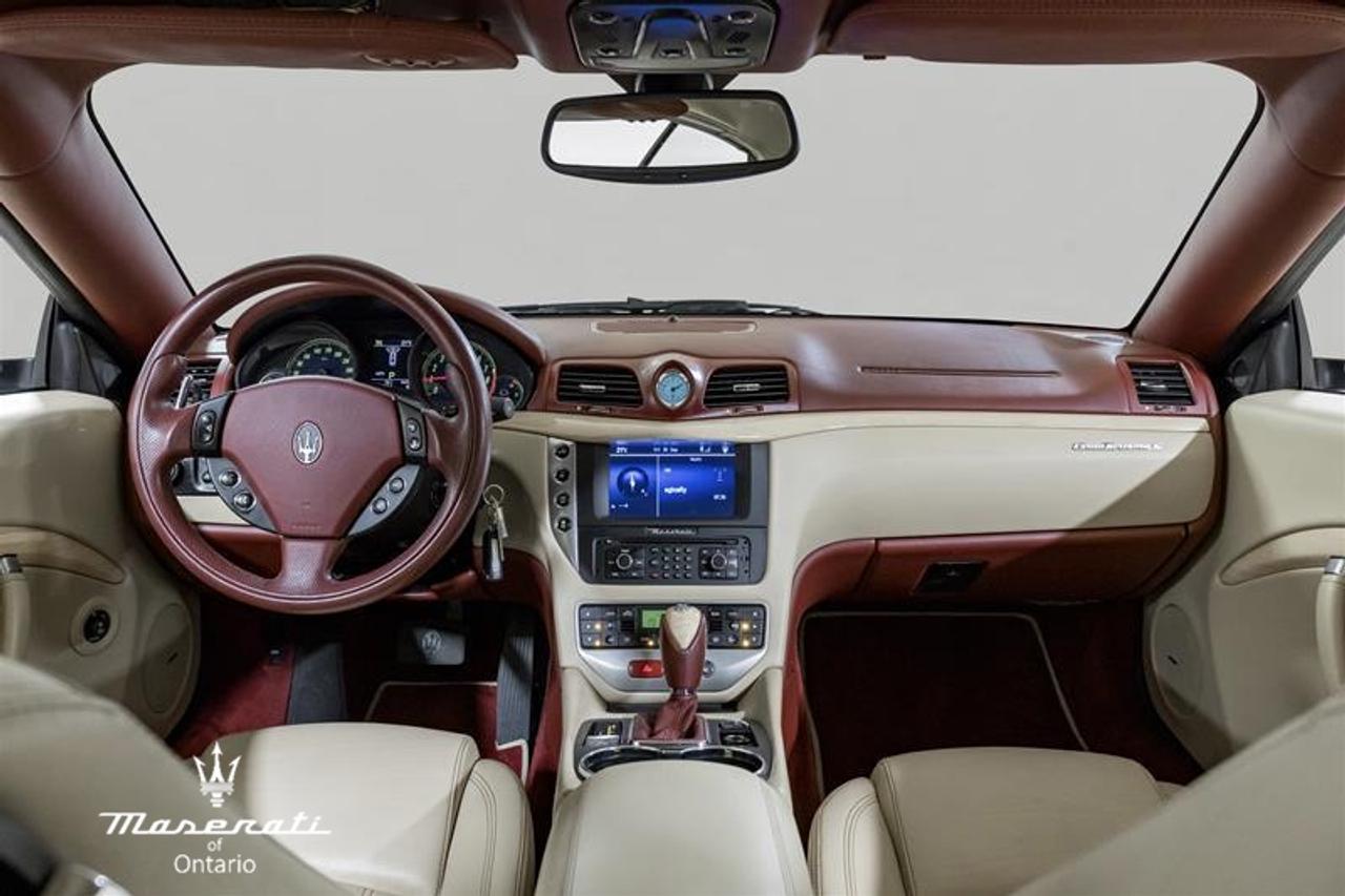 2012 Maserati GranTurismo Base 2dr Convertible Photo