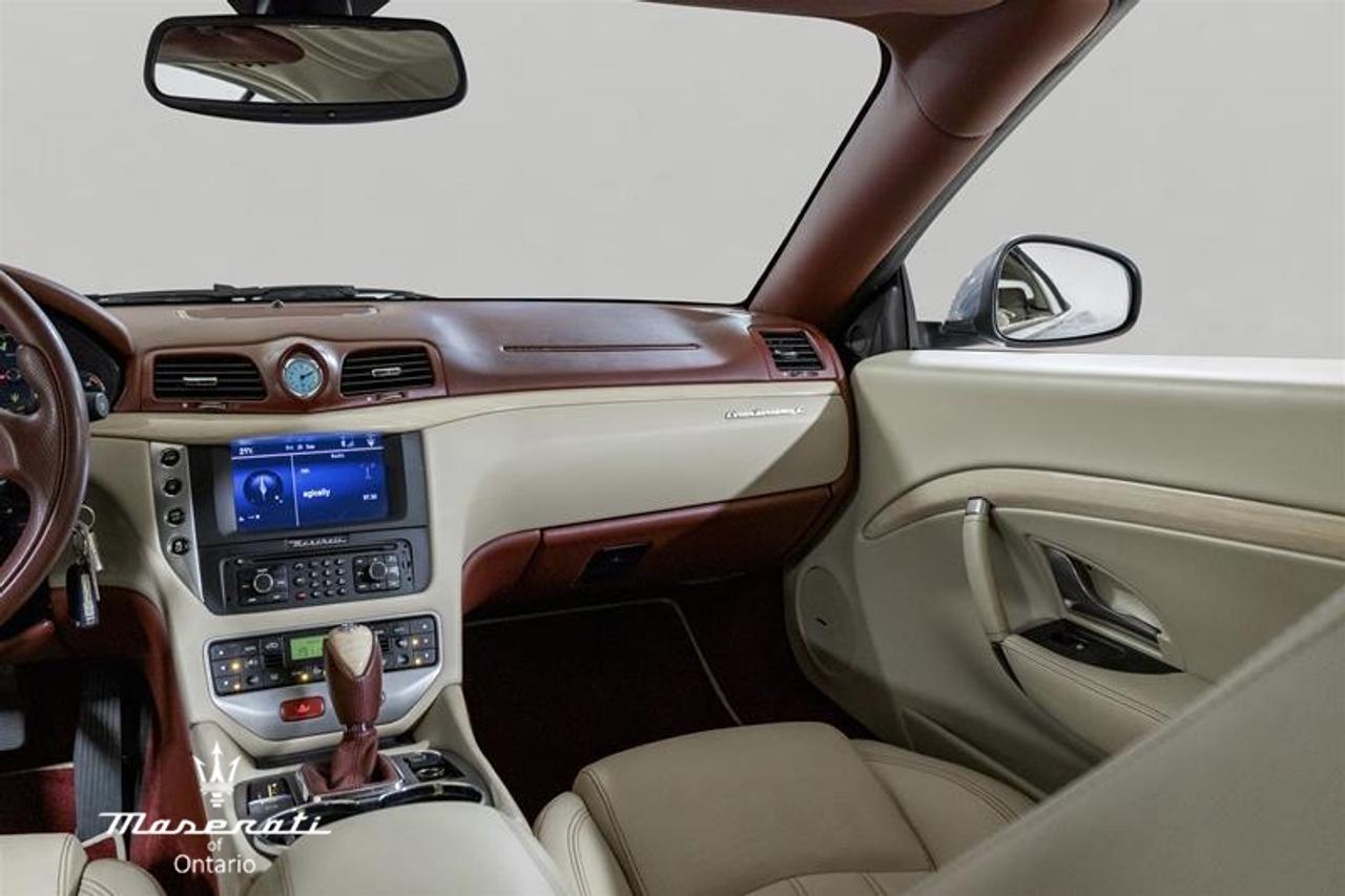 2012 Maserati GranTurismo Base 2dr Convertible Photo