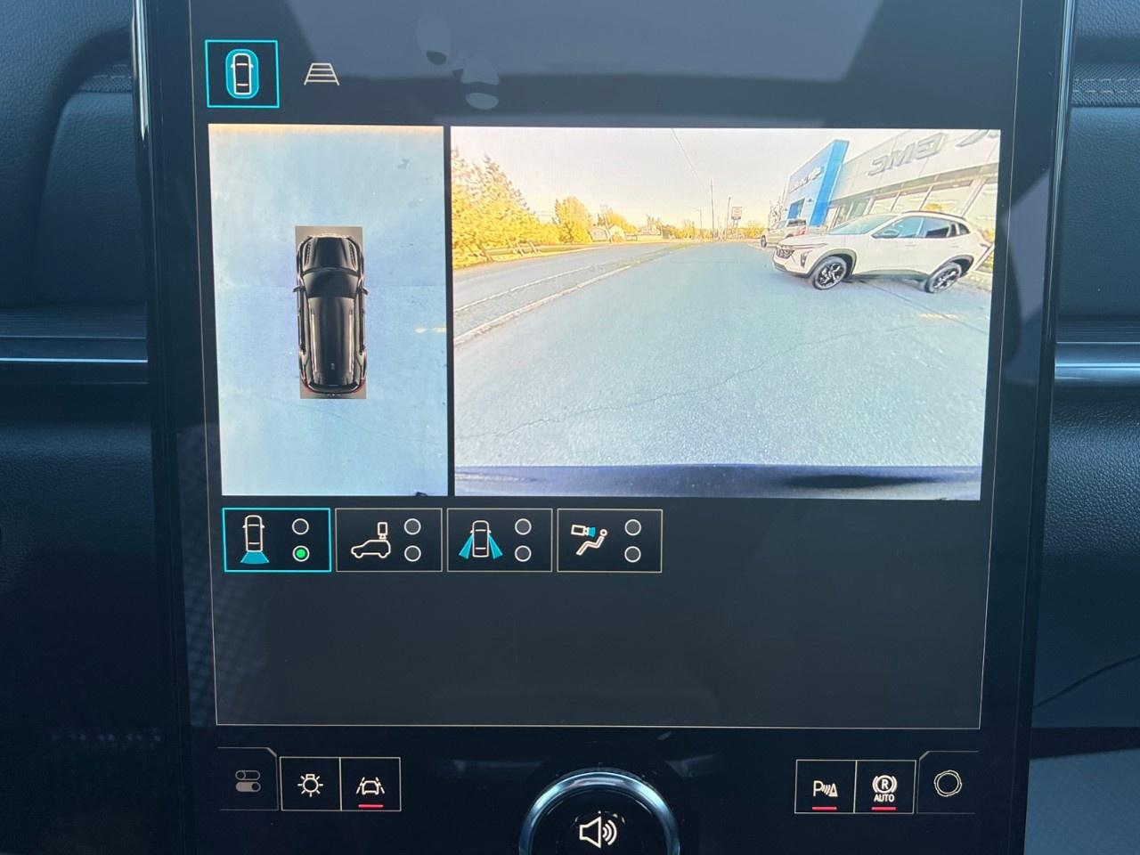 2027 GMC Terrain AWD AT4 Photo