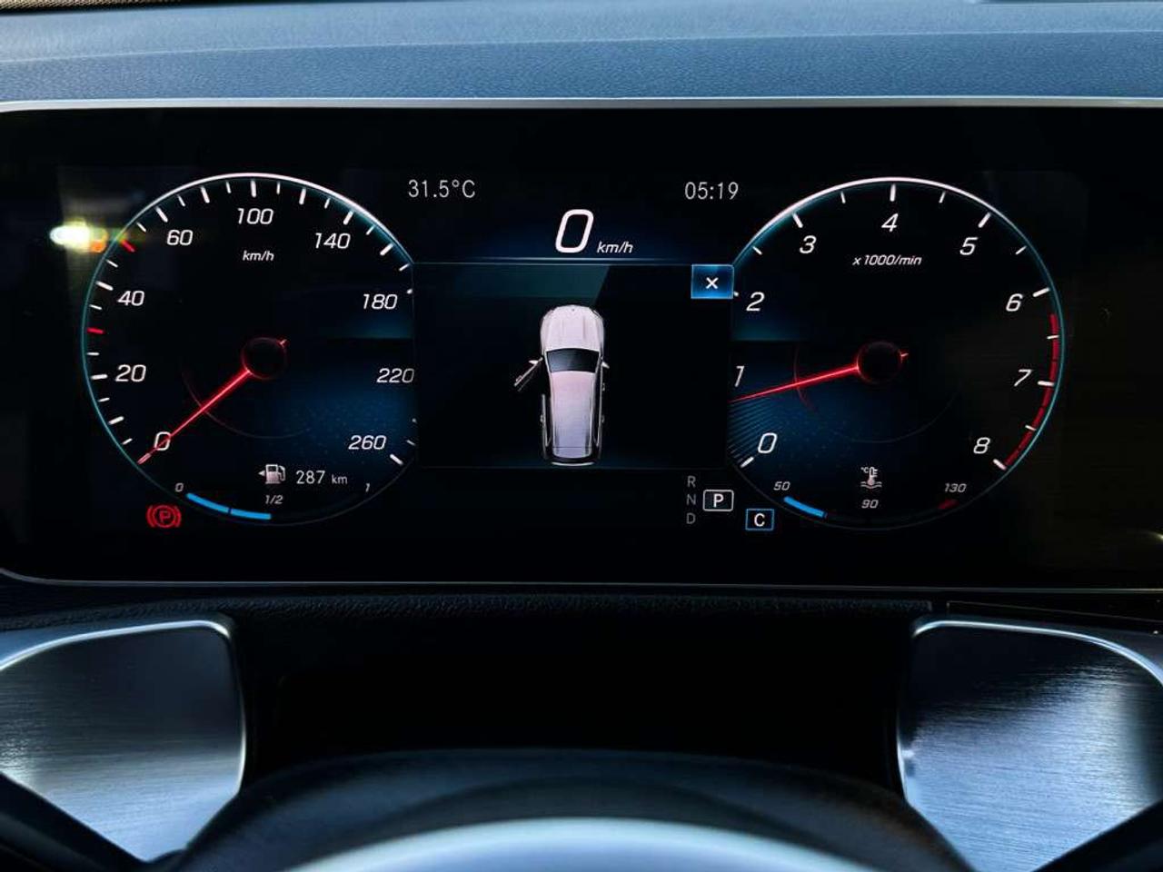 2021 Mercedes-Benz GLB 250 4MATIC   Sunroof   Apple Carplay   Alloys Photo