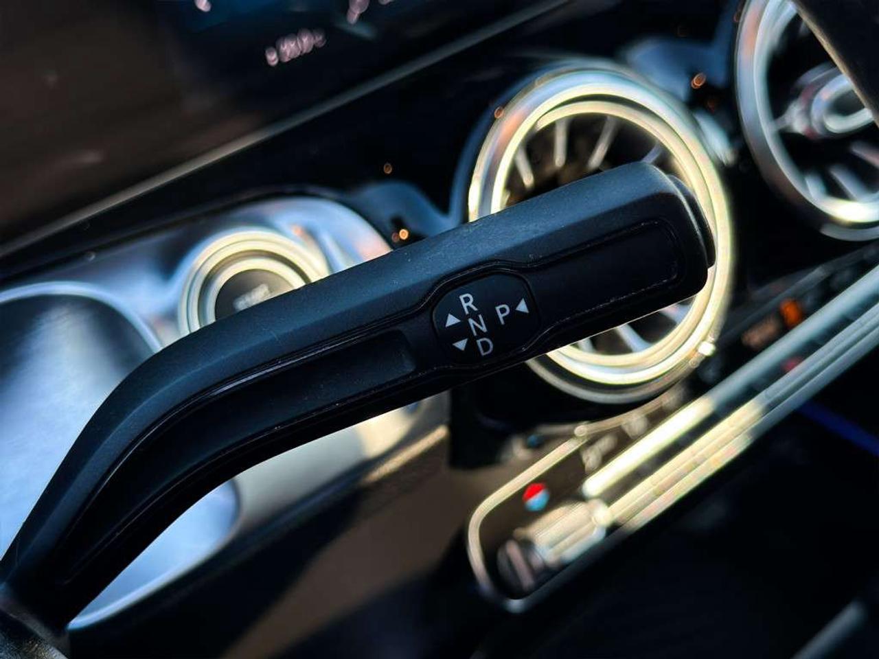 2021 Mercedes-Benz GLB 250 4MATIC   Sunroof   Apple Carplay   Alloys Photo