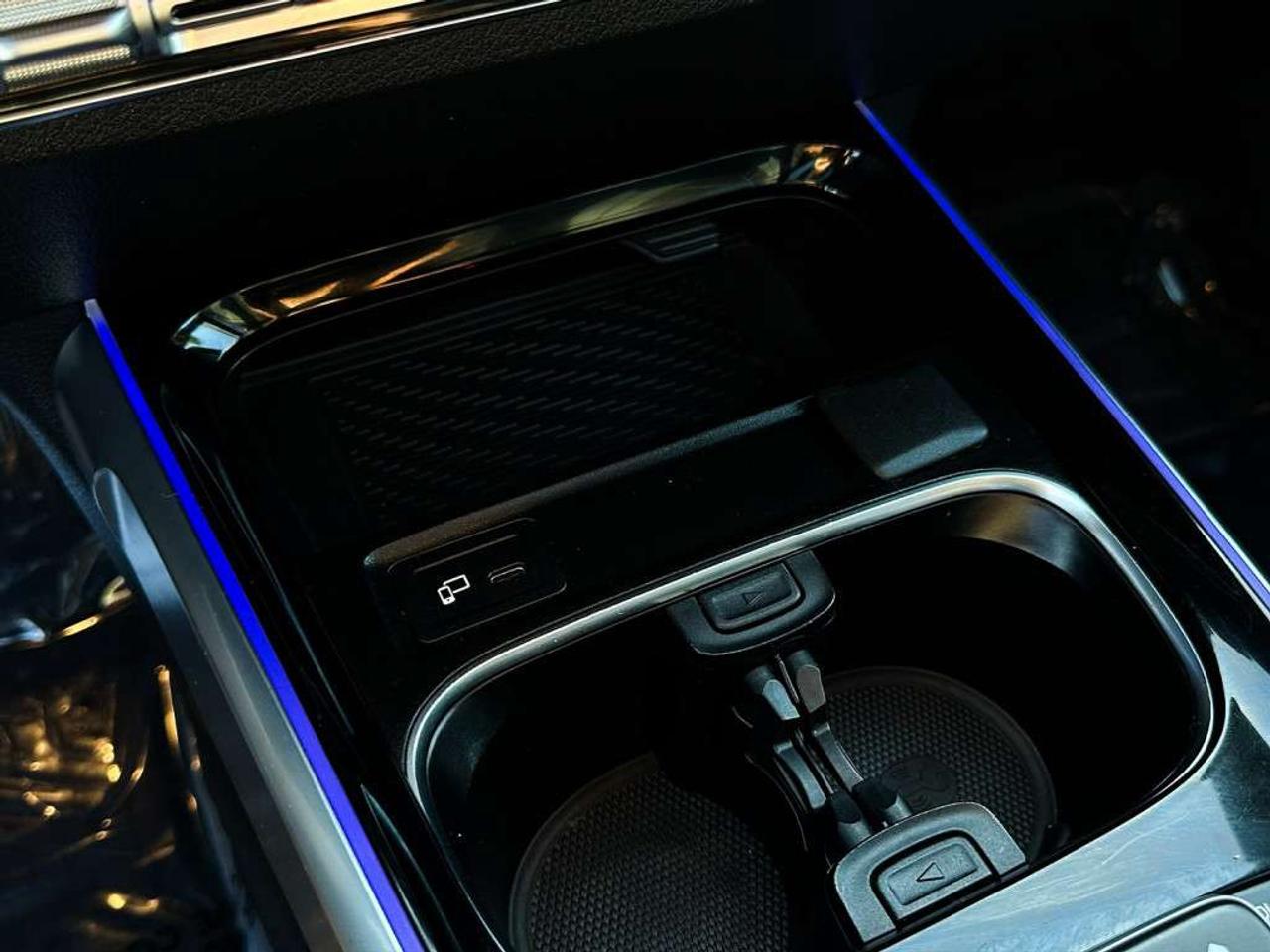 2021 Mercedes-Benz GLB 250 4MATIC   Sunroof   Apple Carplay   Alloys Photo