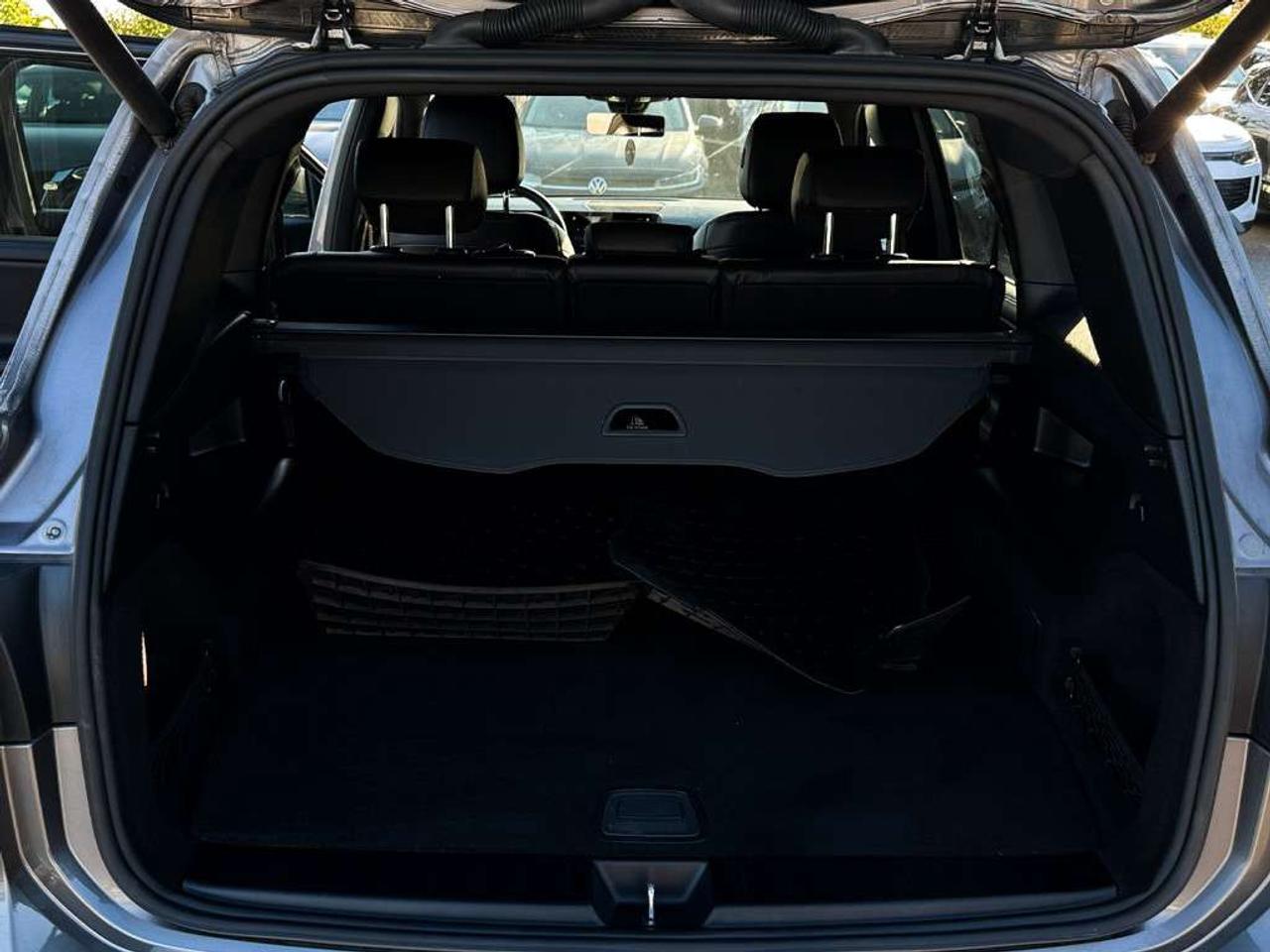2021 Mercedes-Benz GLB 250 4MATIC   Sunroof   Apple Carplay   Alloys Photo