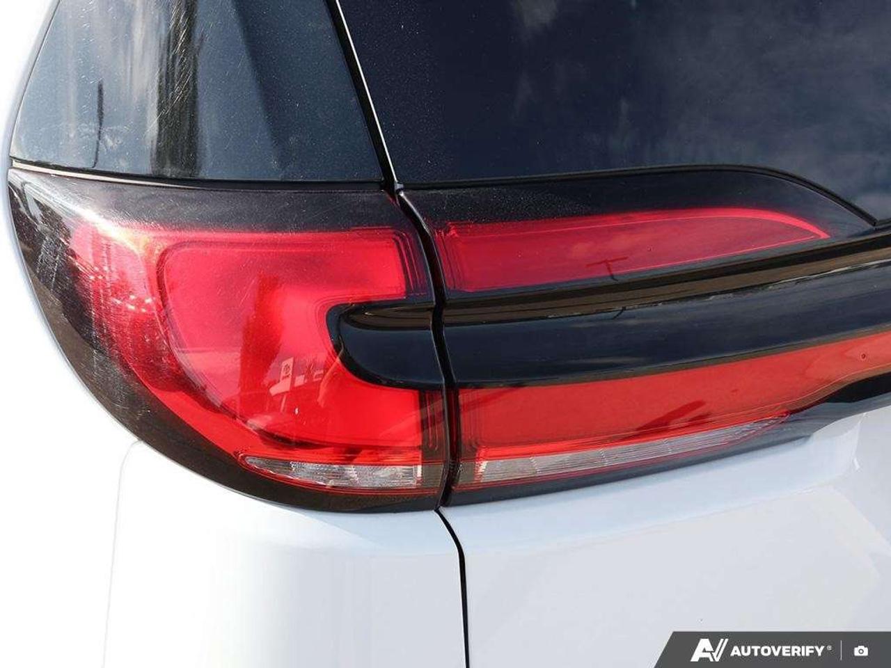 2025 Chrysler Pacifica Pano Roof   Leather Photo
