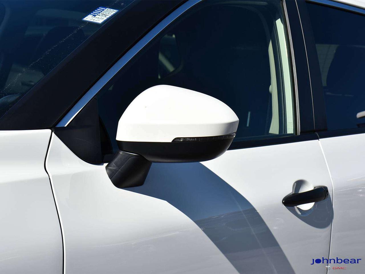 2024 Nissan Rogue S Photo