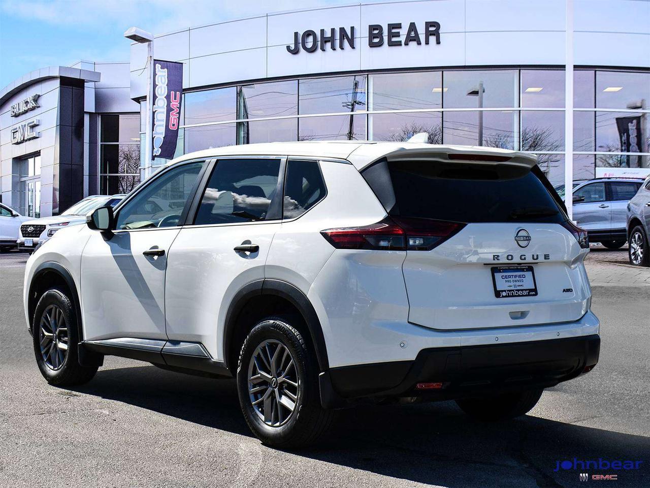 2024 Nissan Rogue S Photo