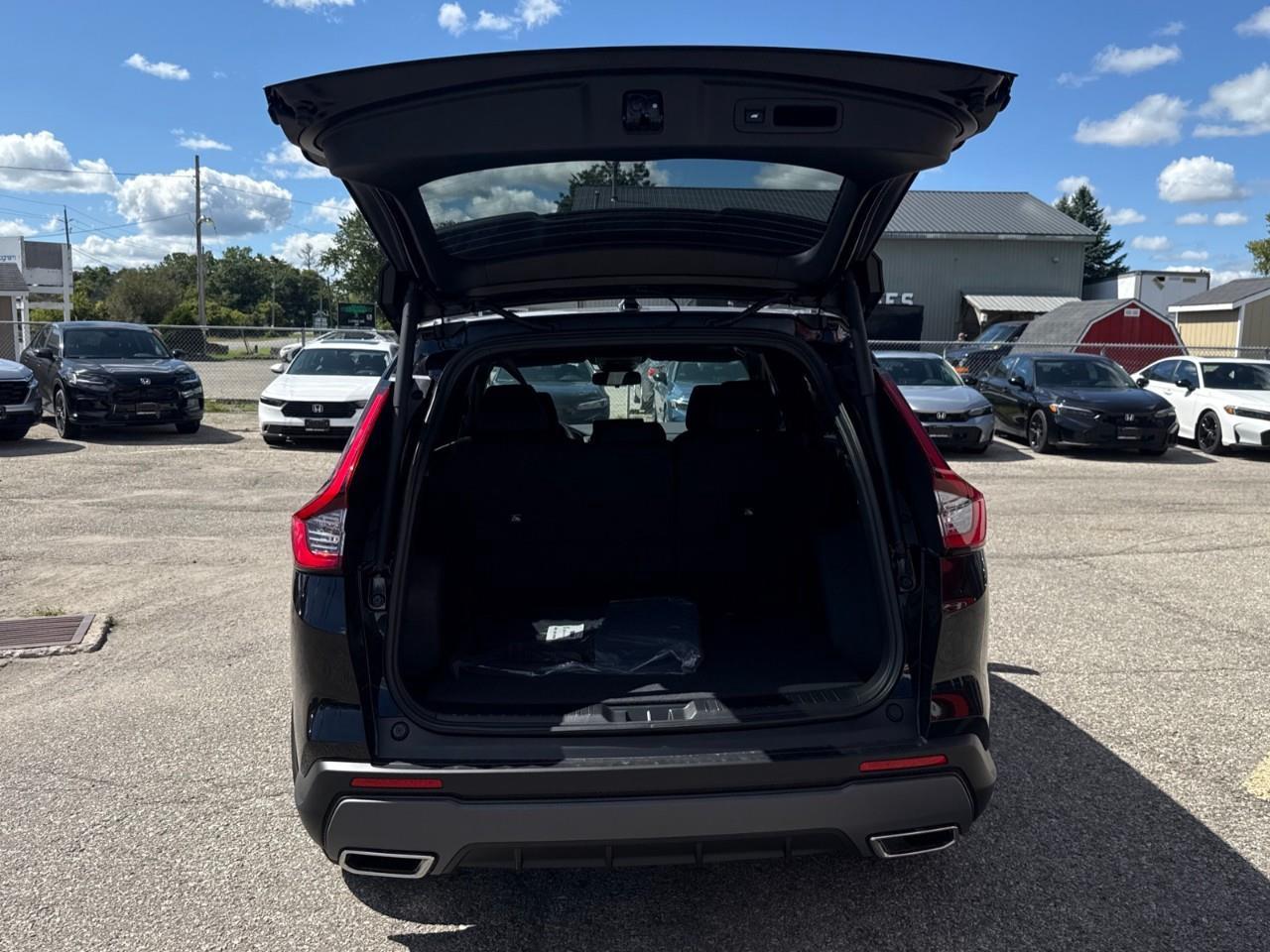2027 Honda CR-V Hybrid Sport 4dr All-Wheel Drive Photo