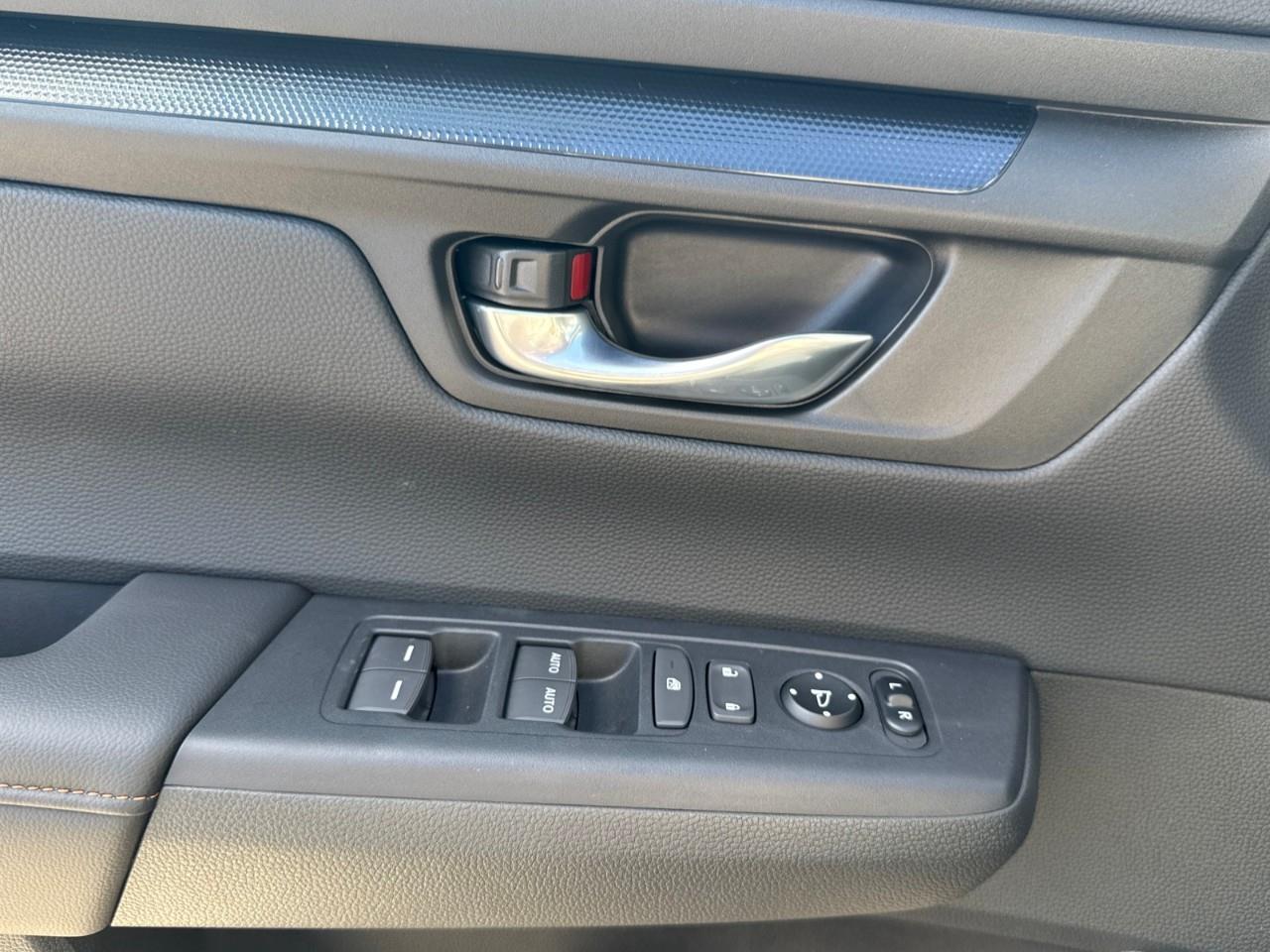 2027 Honda CR-V Hybrid Sport 4dr All-Wheel Drive Photo