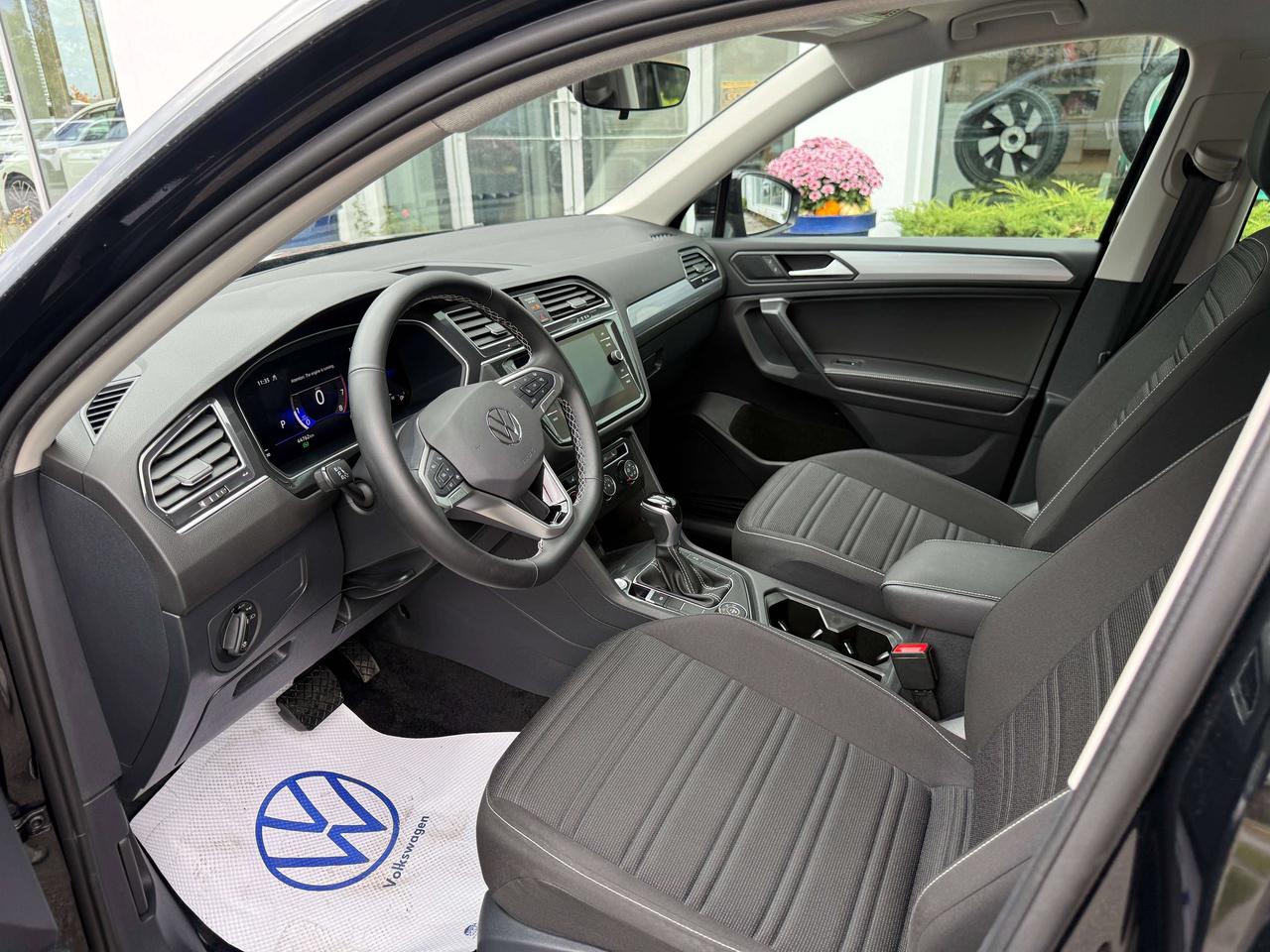 2024 Volkswagen Tiguan Trendline Photo