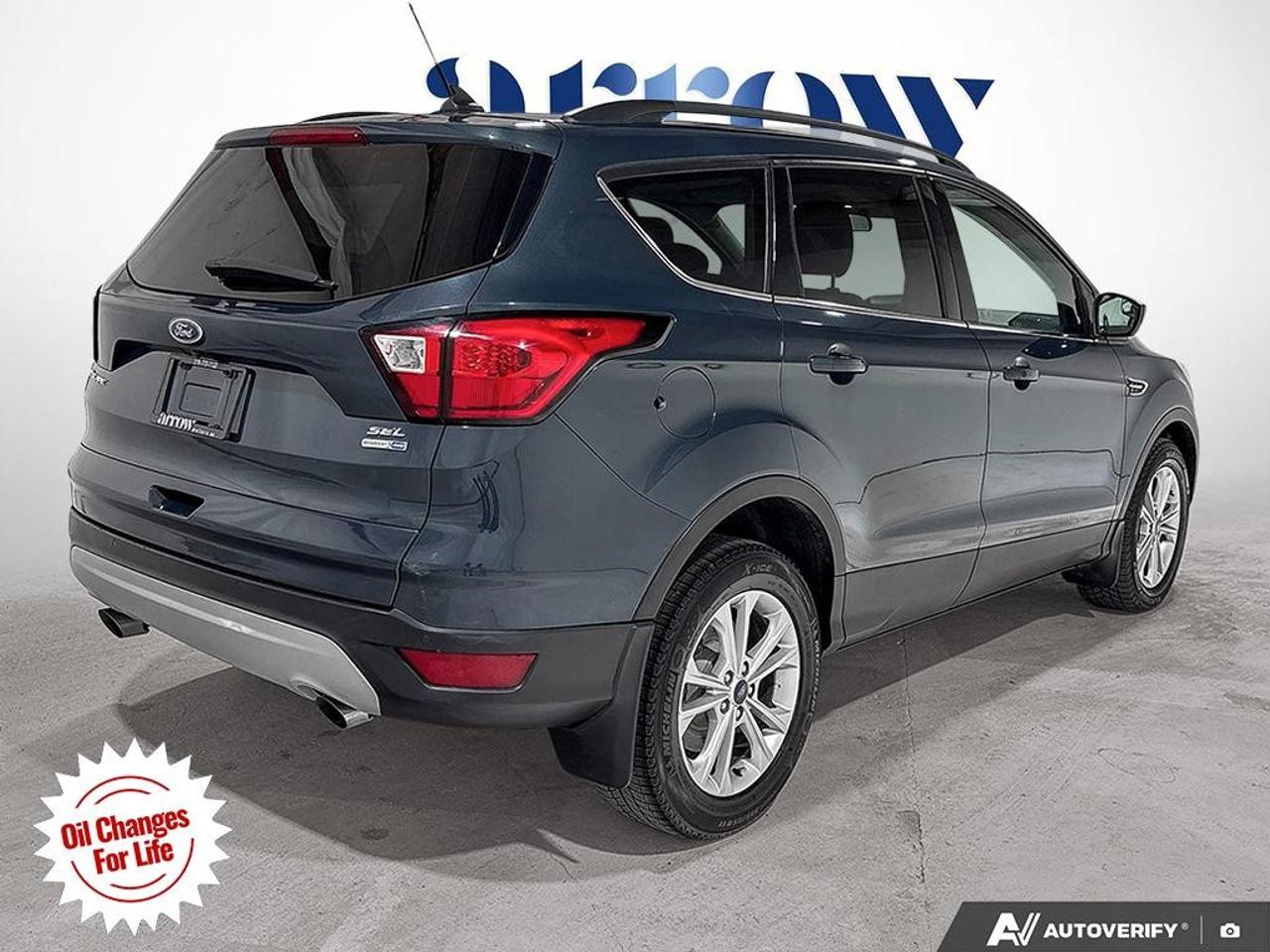2019 Ford Escape SEL 4WD Photo