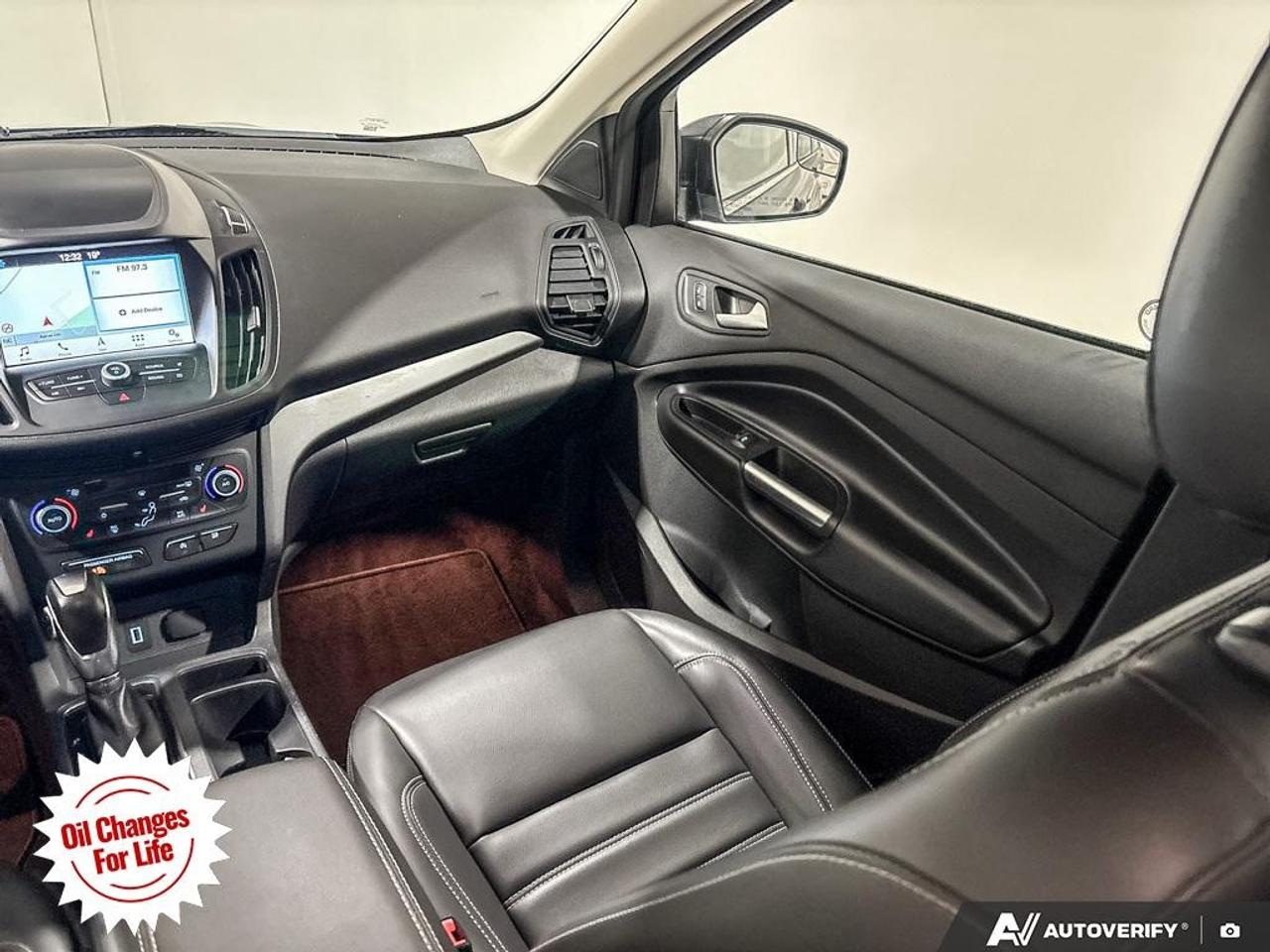 2019 Ford Escape SEL 4WD Photo