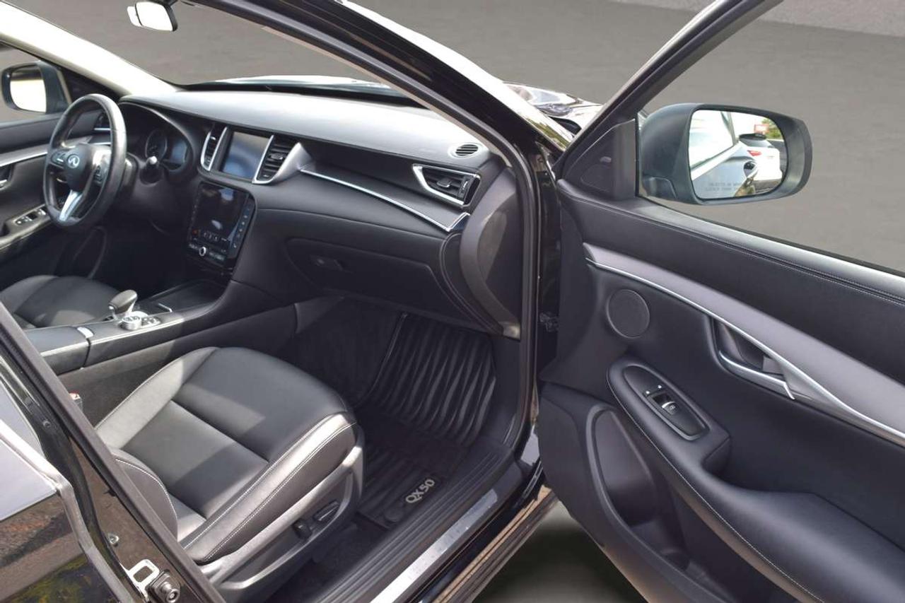 2021 Infiniti QX50 Pure AWD Leather  Blind Spot Photo