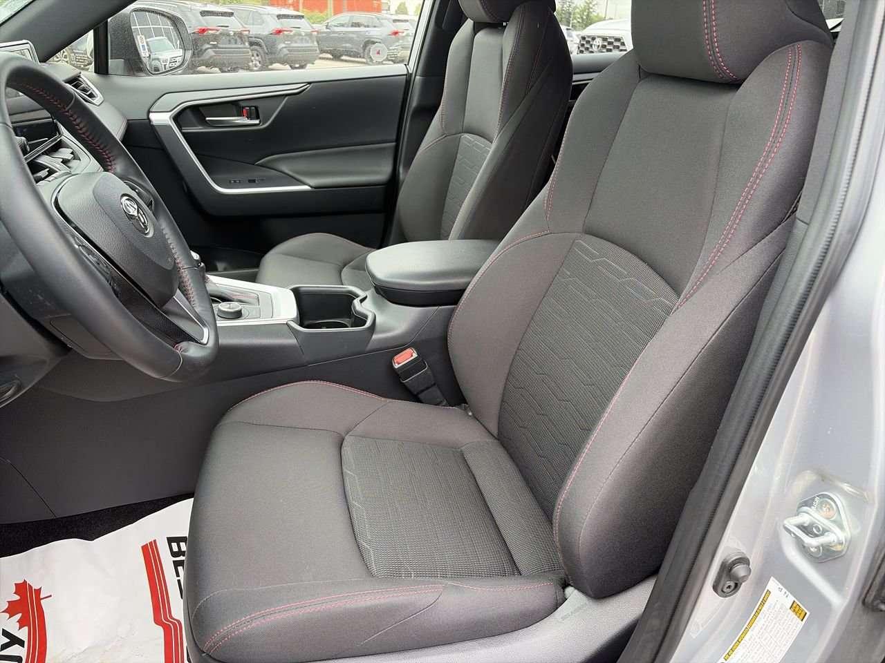 2025 Toyota RAV4 SE AWD FINANCED PRICE ADVERTISED   SUNROOF   HEAT STEER   WIRELESS CARPLAY/ANDROID AUTO Photo
