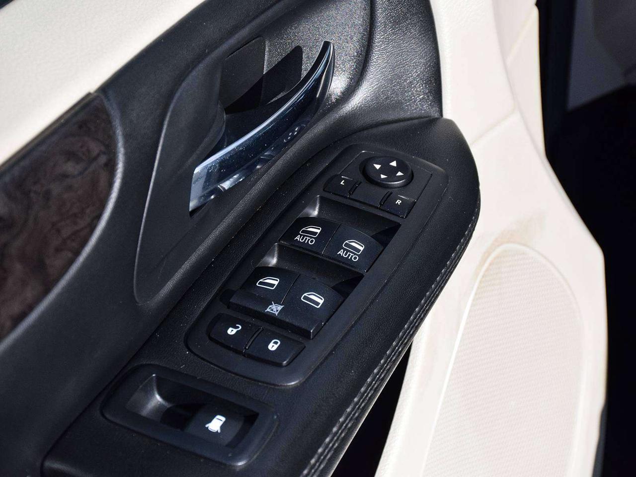 2018 Dodge Grand Caravan Crew Plus ~Nav ~DVD ~Cam ~Leather ~Power Doors Photo