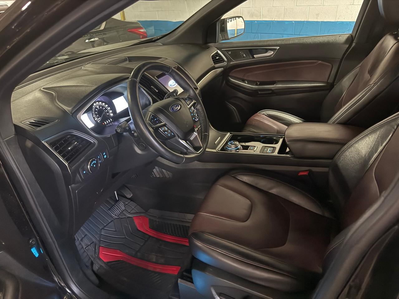 2020 Ford Edge TITANIUM 4DR ALL-WHEEL DRIVE Photo
