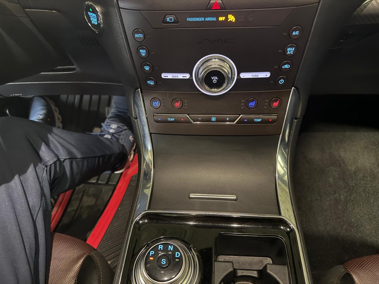 2020 Ford Edge TITANIUM 4DR ALL-WHEEL DRIVE Photo