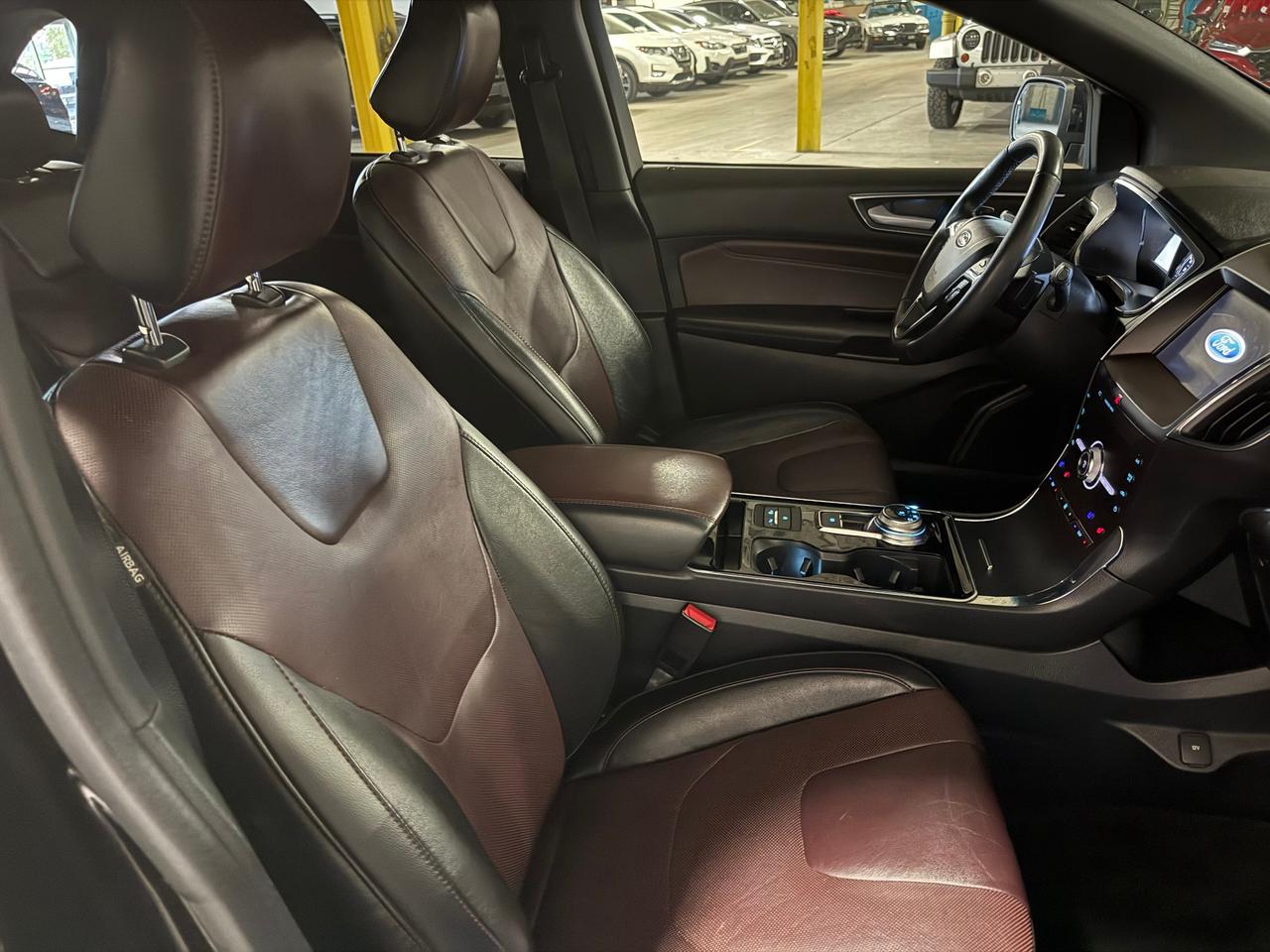 2020 Ford Edge TITANIUM 4DR ALL-WHEEL DRIVE Photo
