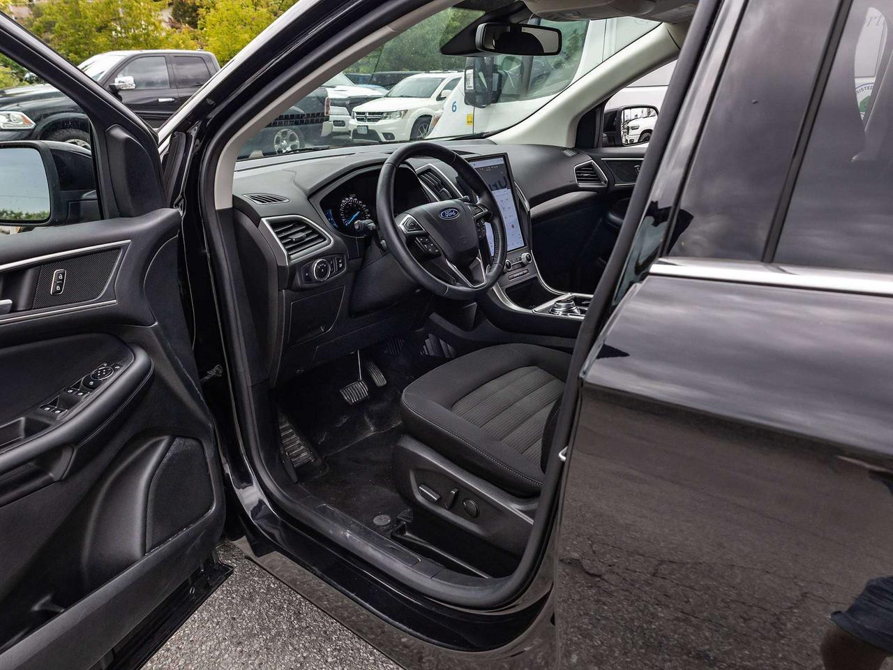 2023 Ford Edge  Photo