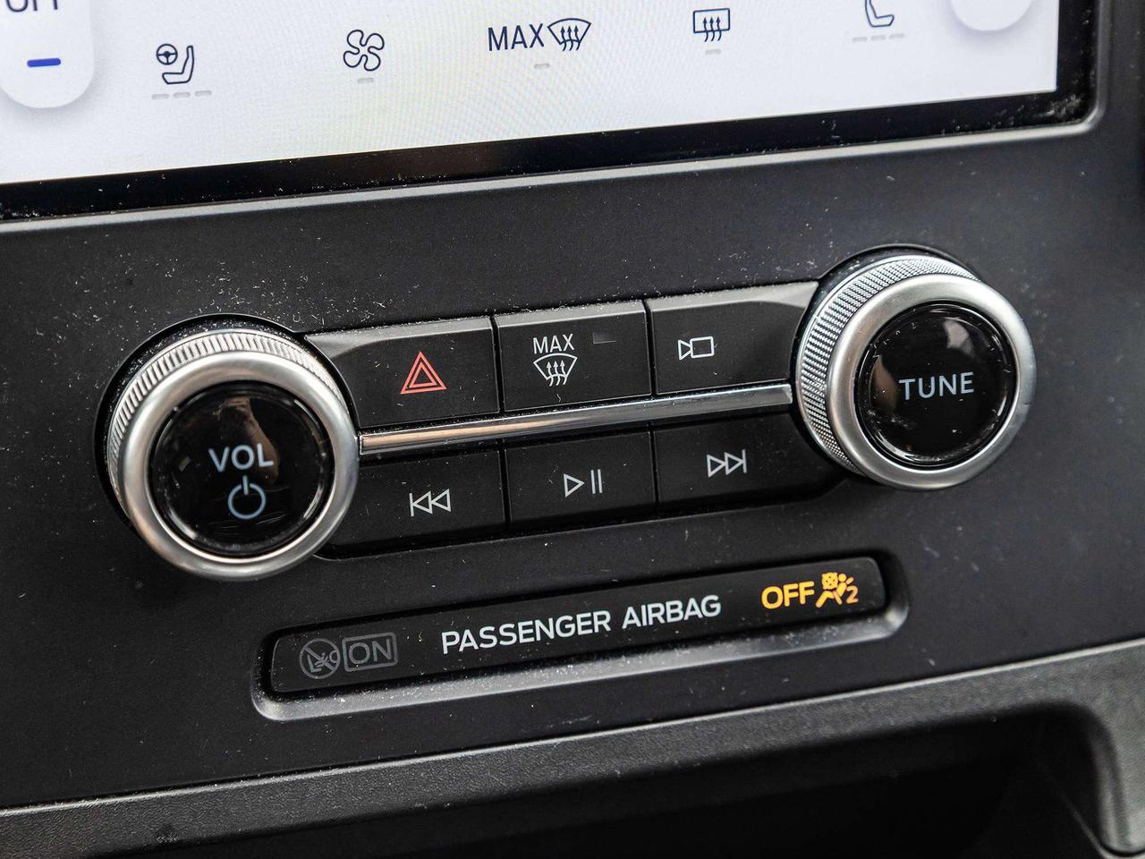 2023 Ford Edge  Photo