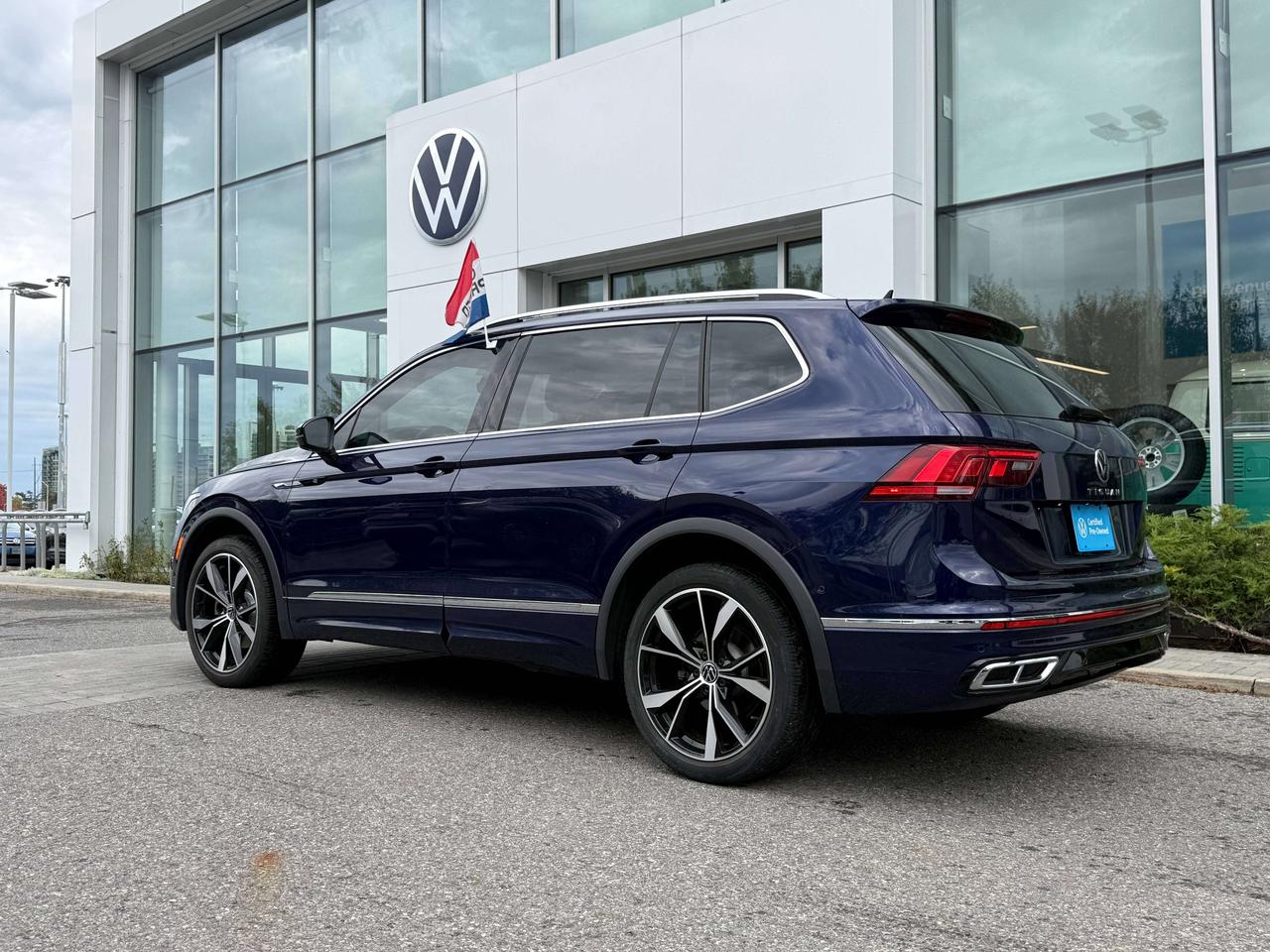 2022 Volkswagen Tiguan Highline R-line Photo