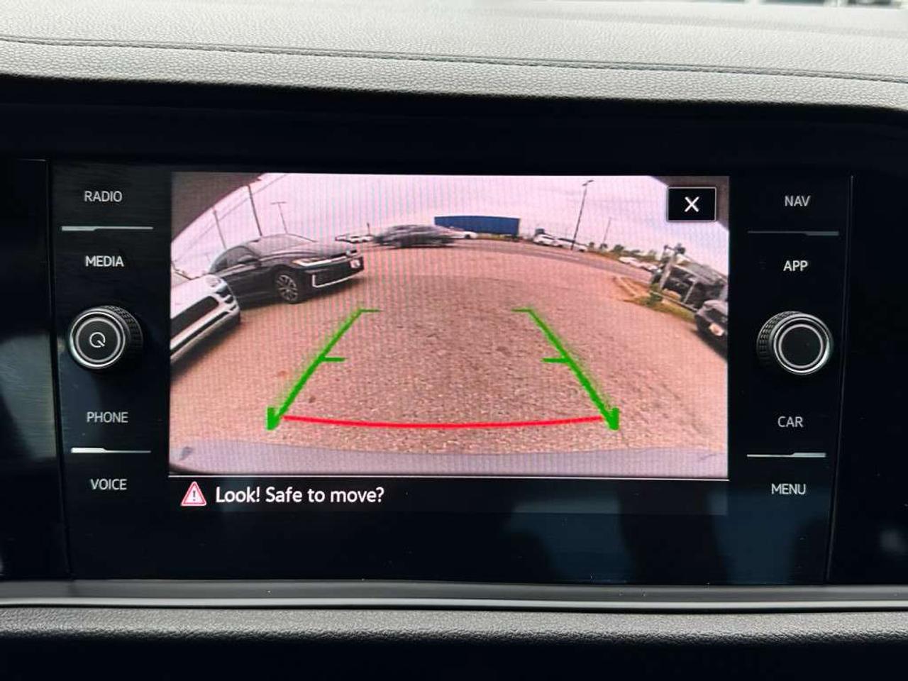 2024 Volkswagen Jetta SUNROOF NAVIGATION SYSTEM ALLOY WHEELS Photo