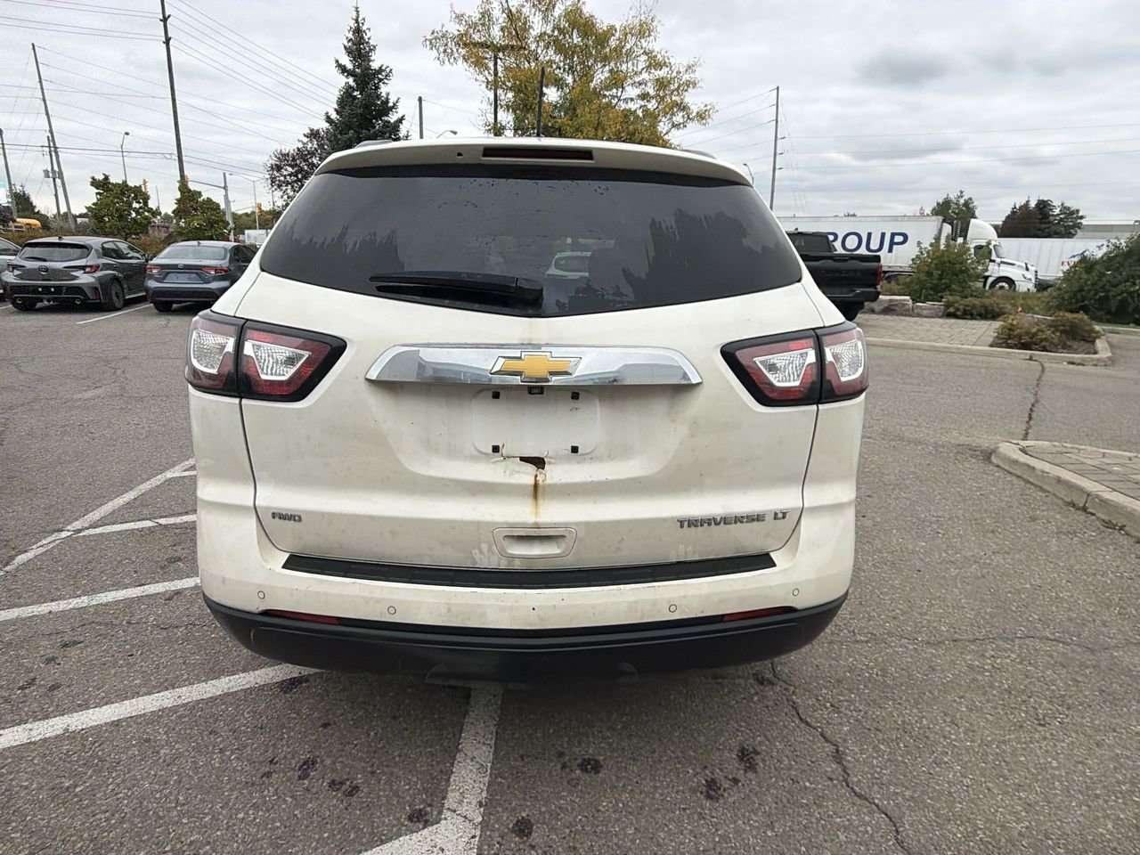 2015 Chevrolet Traverse AWD 1LT HEATED SEATS   BLUETOOTH CONNECTION   STEERING PHONE COMMANDS   CLOTH Photo