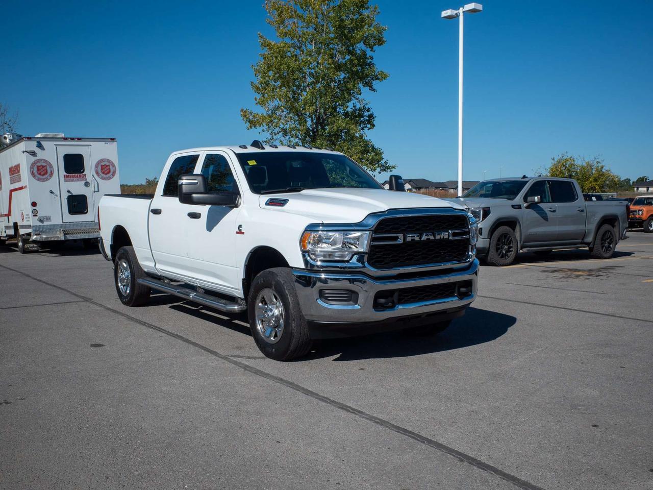 2024 RAM 2500 Tradesman - Vinyl Seats   Back-Up Camera Photo