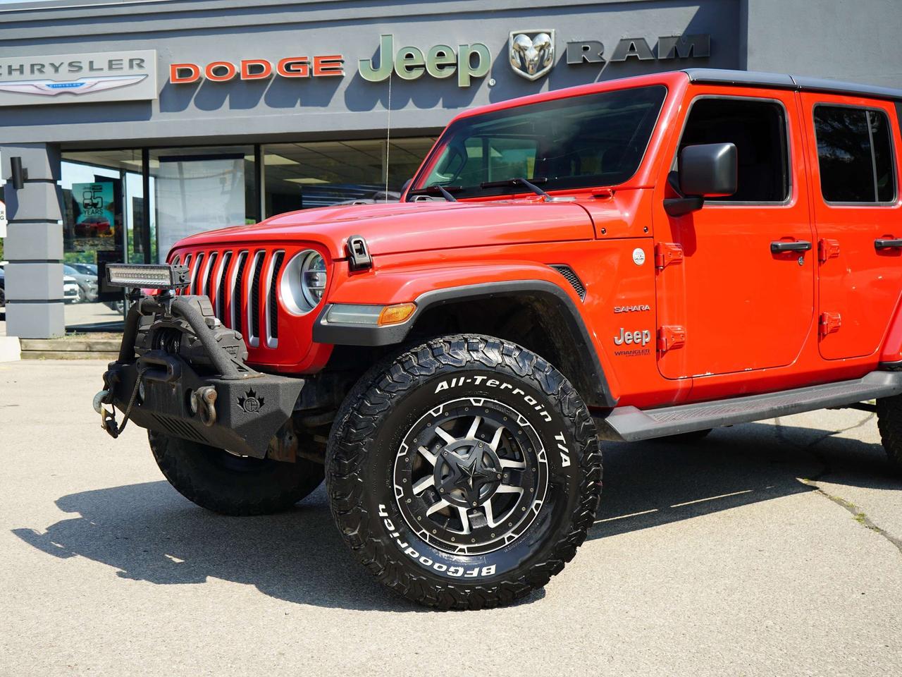 2018 Jeep Wrangler UNLIMITED SAHARA,6 SPD MANUAL,4WD Photo