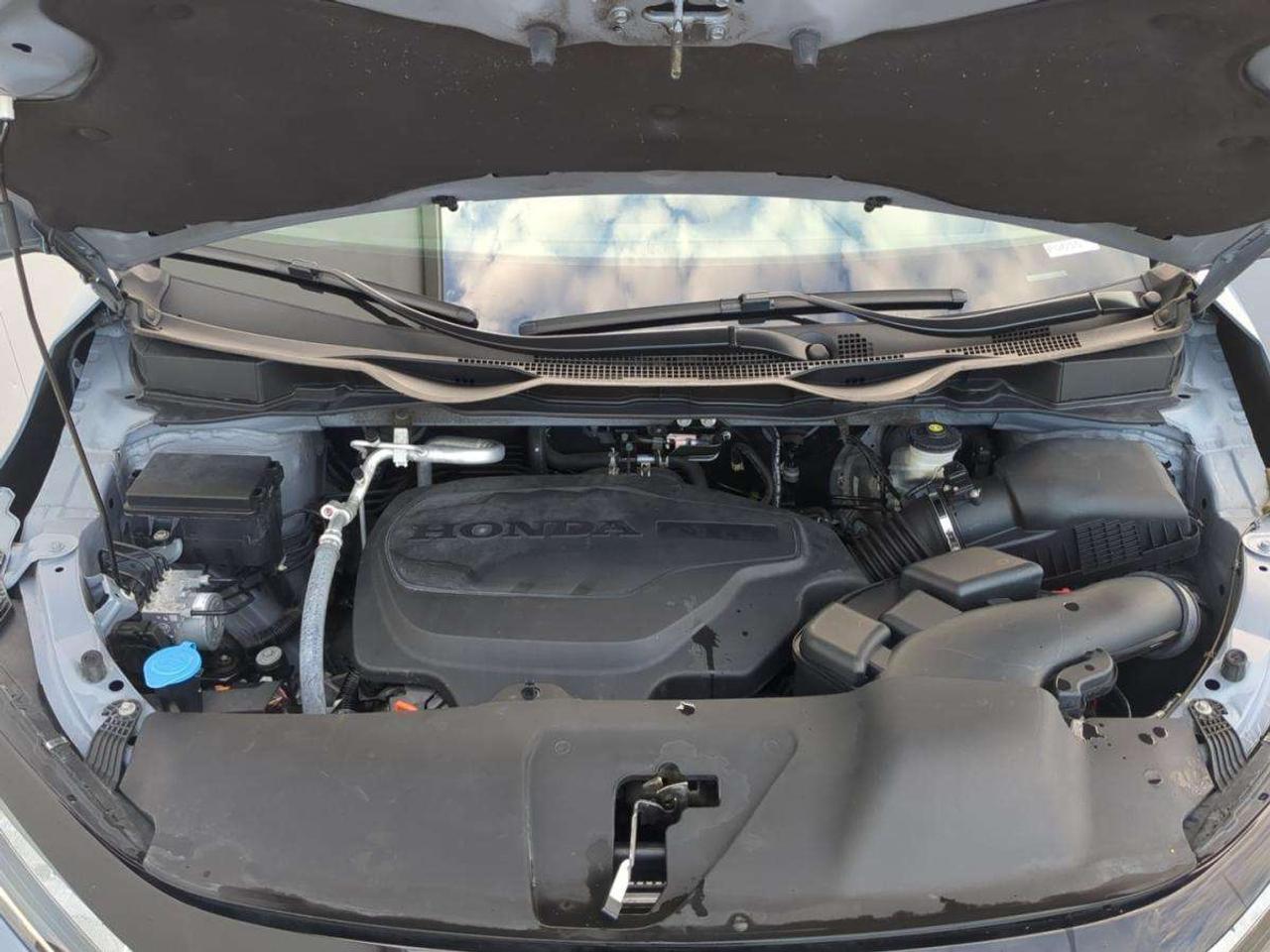 2024 Honda Odyssey Black Edition Auto 7 year/160,000 kms warranty Photo