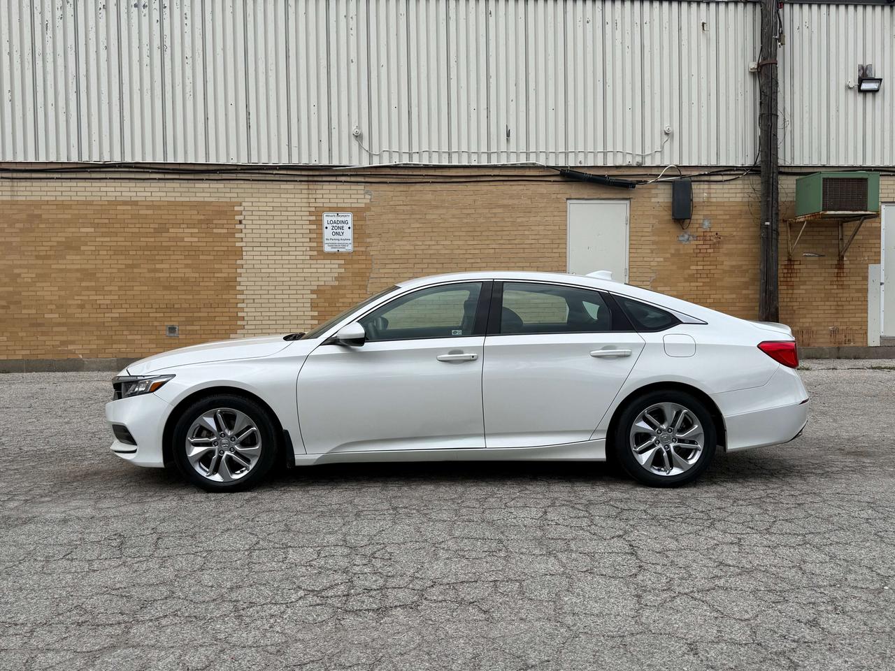 2019 Honda Accord LX l FWD l 1.5L l 4Cyl l Eco Vehicle l Auto l BSM Photo2