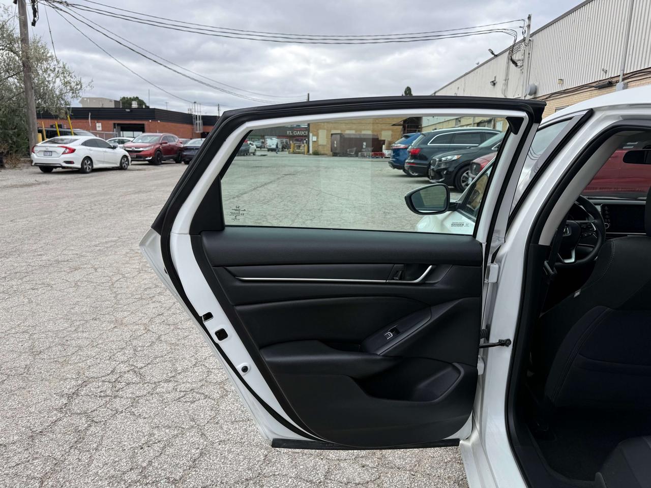 2019 Honda Accord LX l FWD l 1.5L l 4Cyl l Eco Vehicle l Auto l BSM Photo